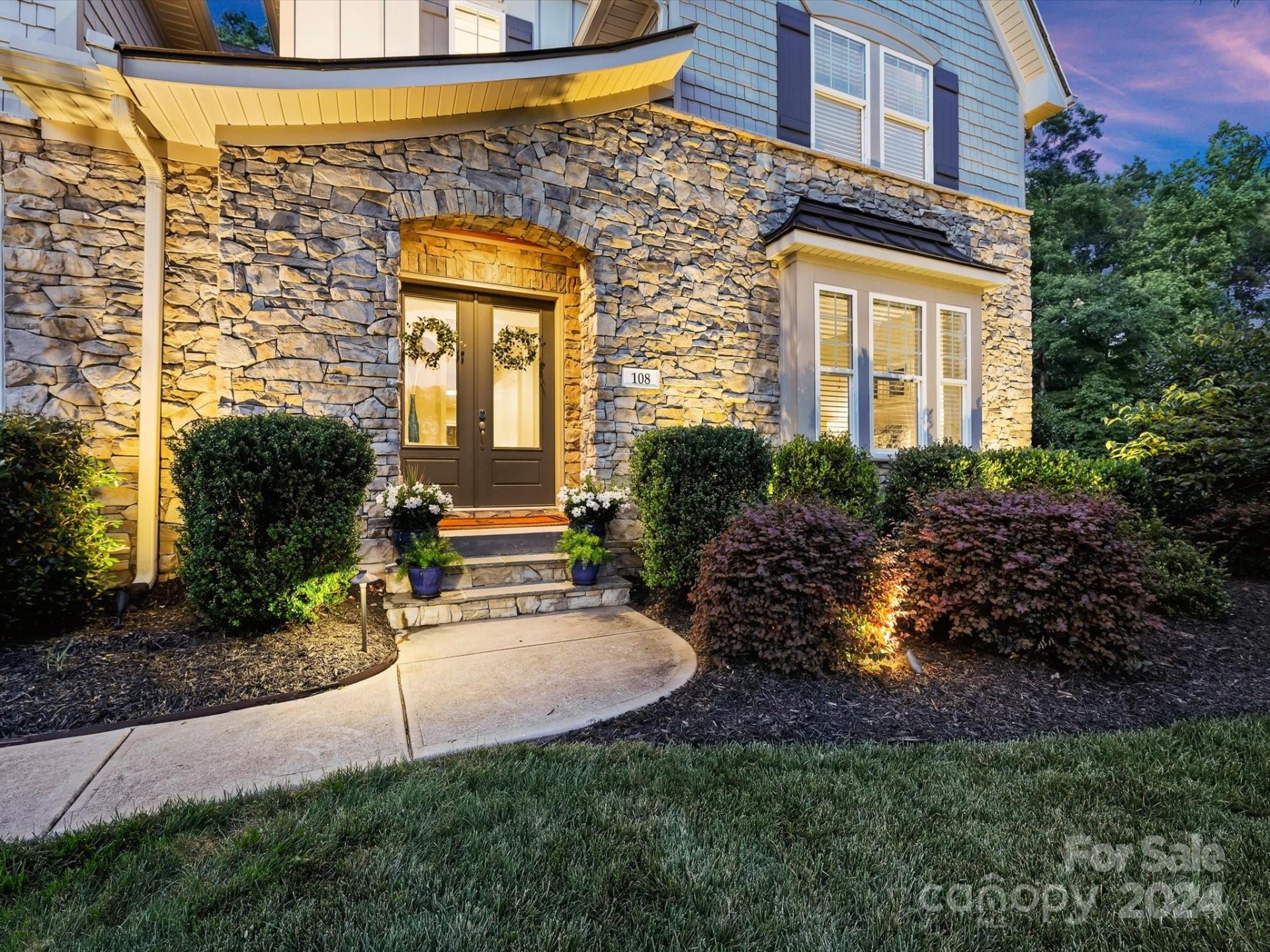 Property image 3 at 108 Walker Falls Way, Matthews, NC 28104