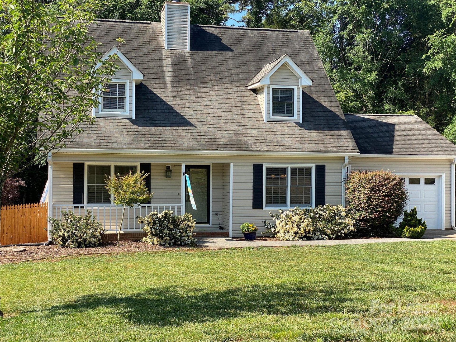 Property image 1 at 4520 Huntington Drive, Gastonia, NC 28056