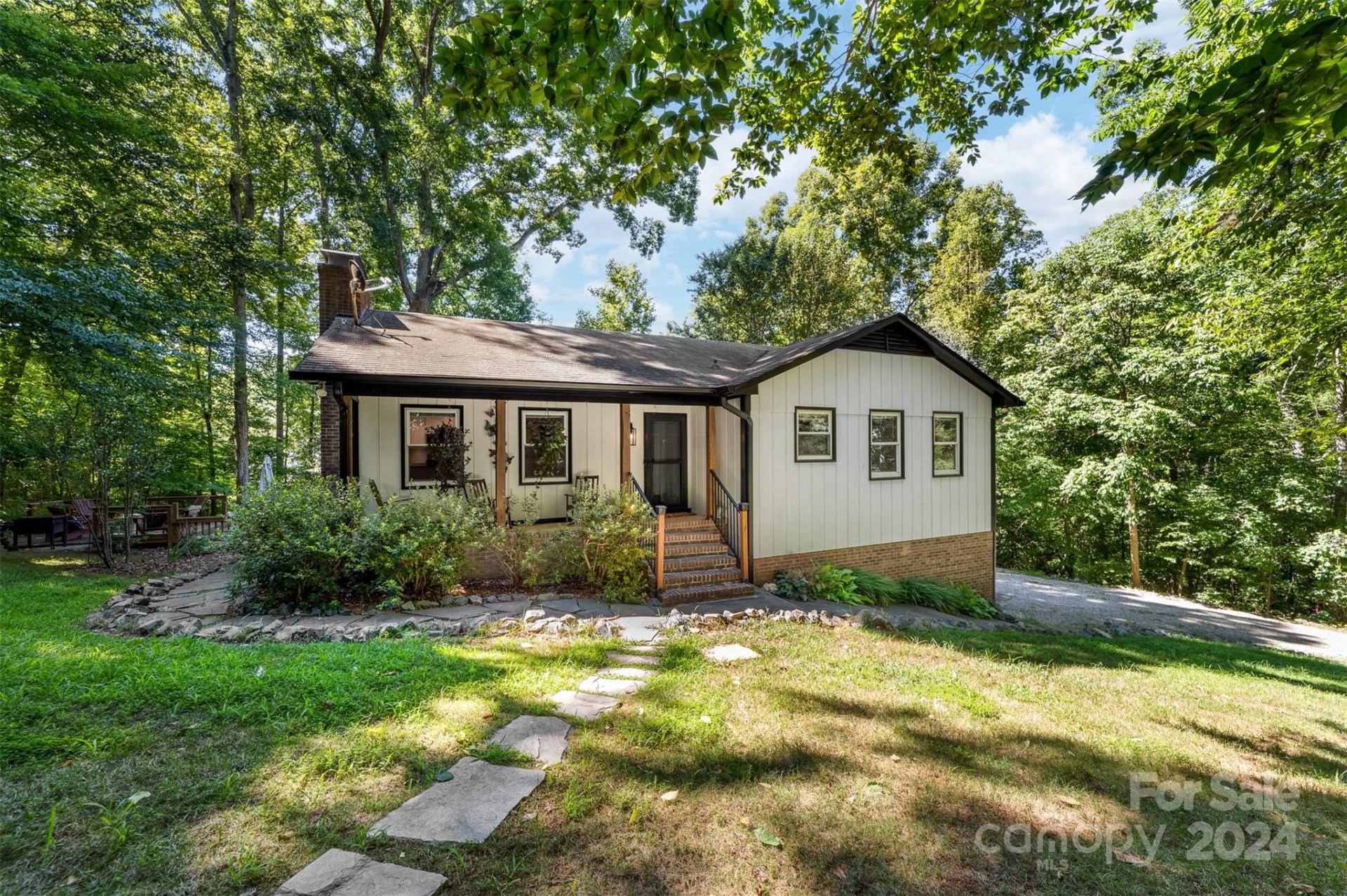 Property image 1 at 140 Alfara Lane, Troutman, NC 28166