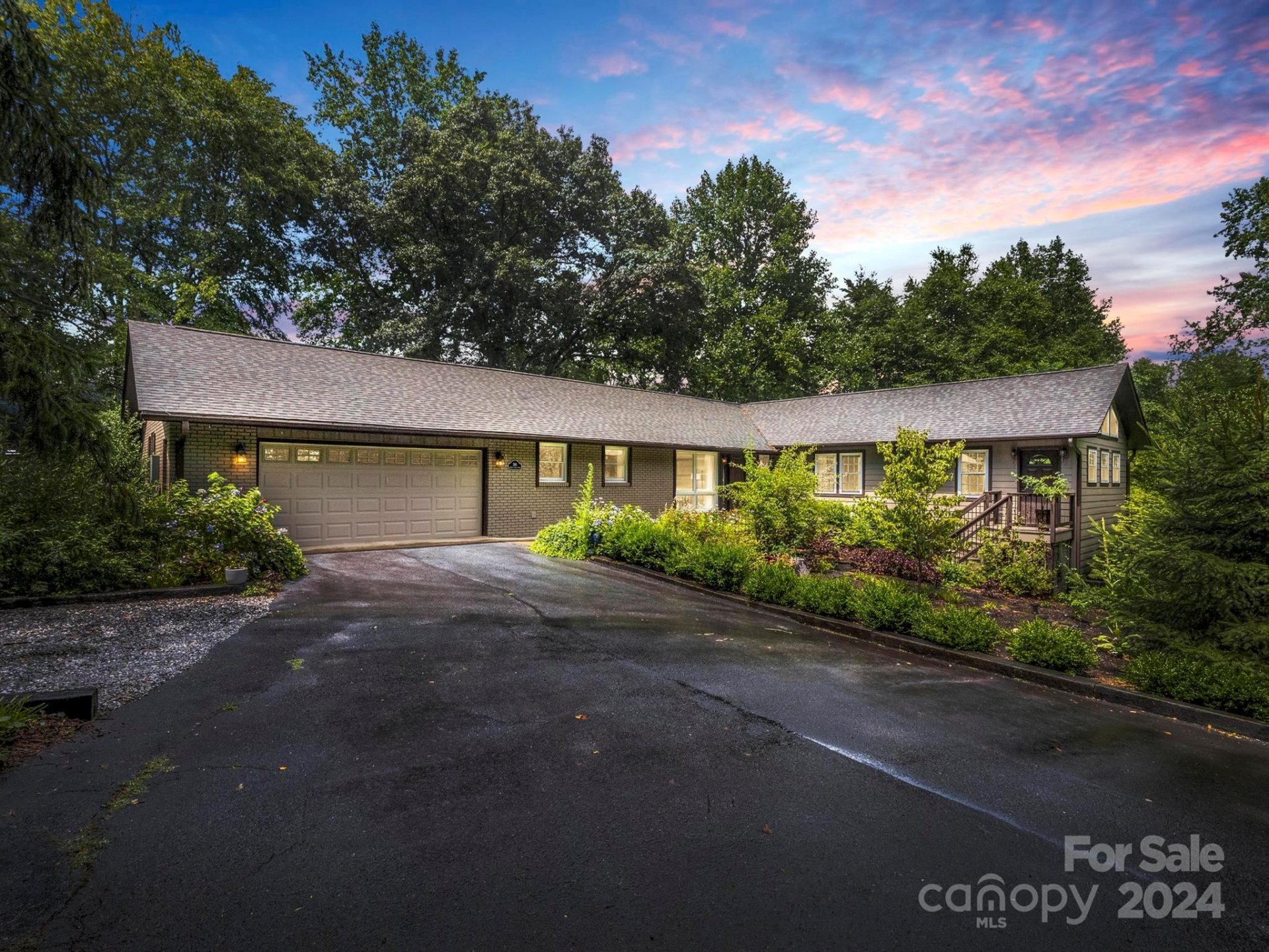 240 Grand Vista Court