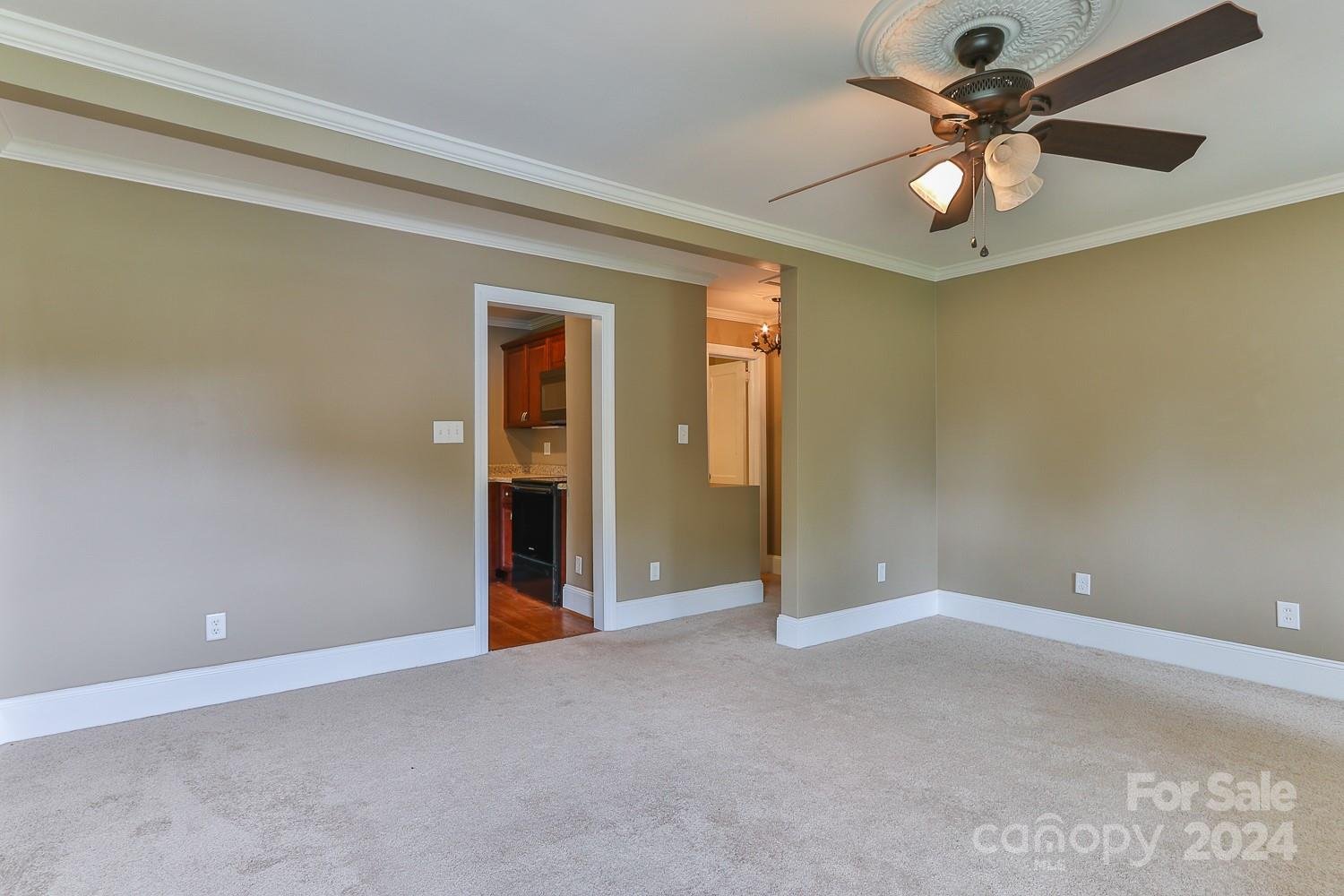 Property image 1 at 139 34th Street, Hickory, NC 28601