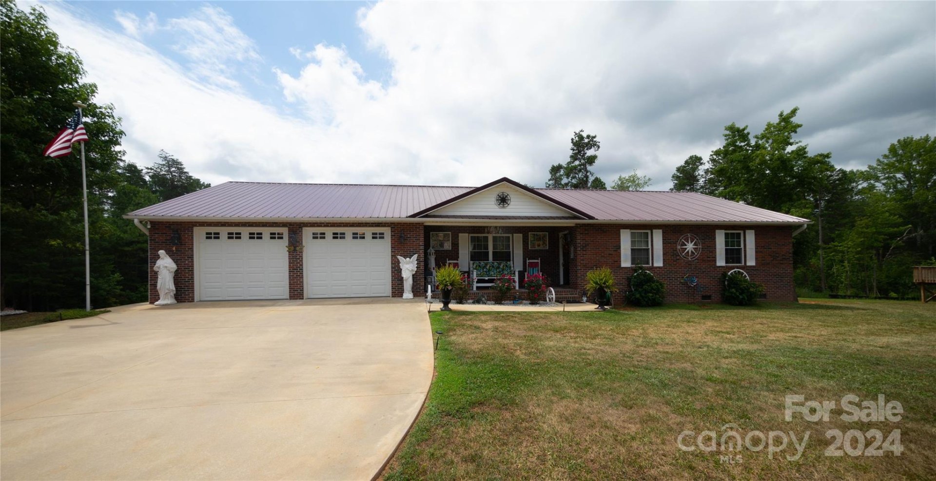 Property image 1 at 105 Top Flite Drive, Statesville, NC 28677