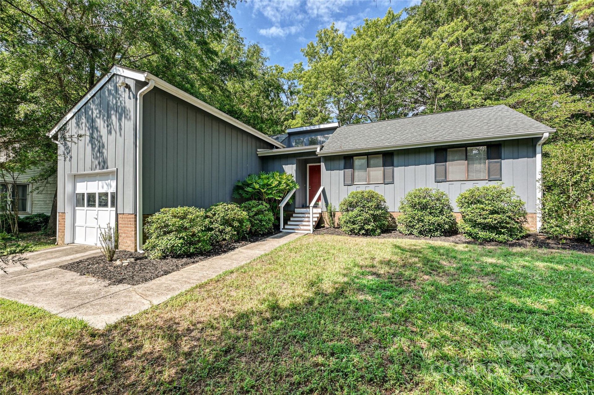 Property image 1 at 8225 Park Vista Circle, Charlotte, NC 28226