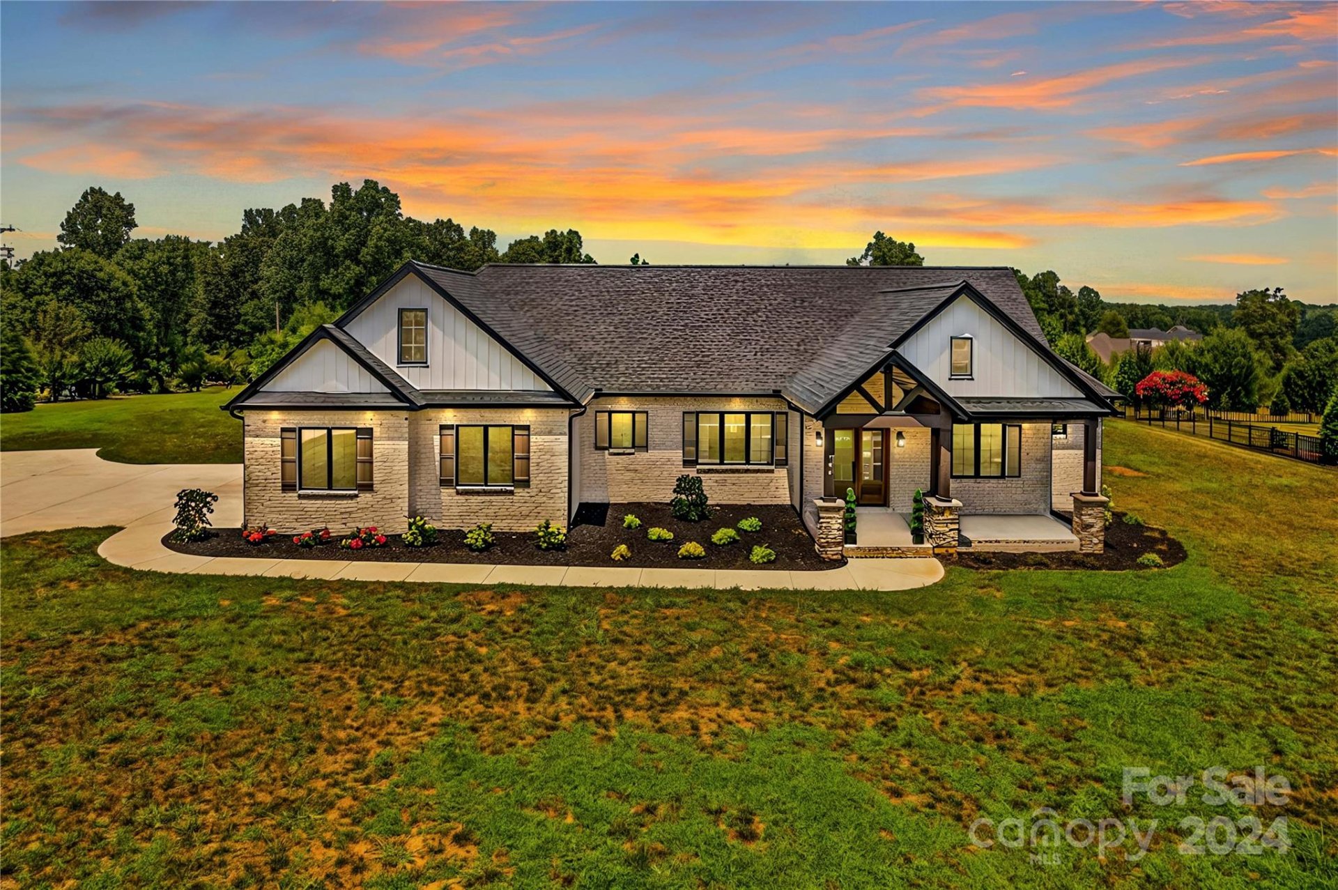 Property image 1 at 534 Fort Dobbs Road, Statesville, NC 28625