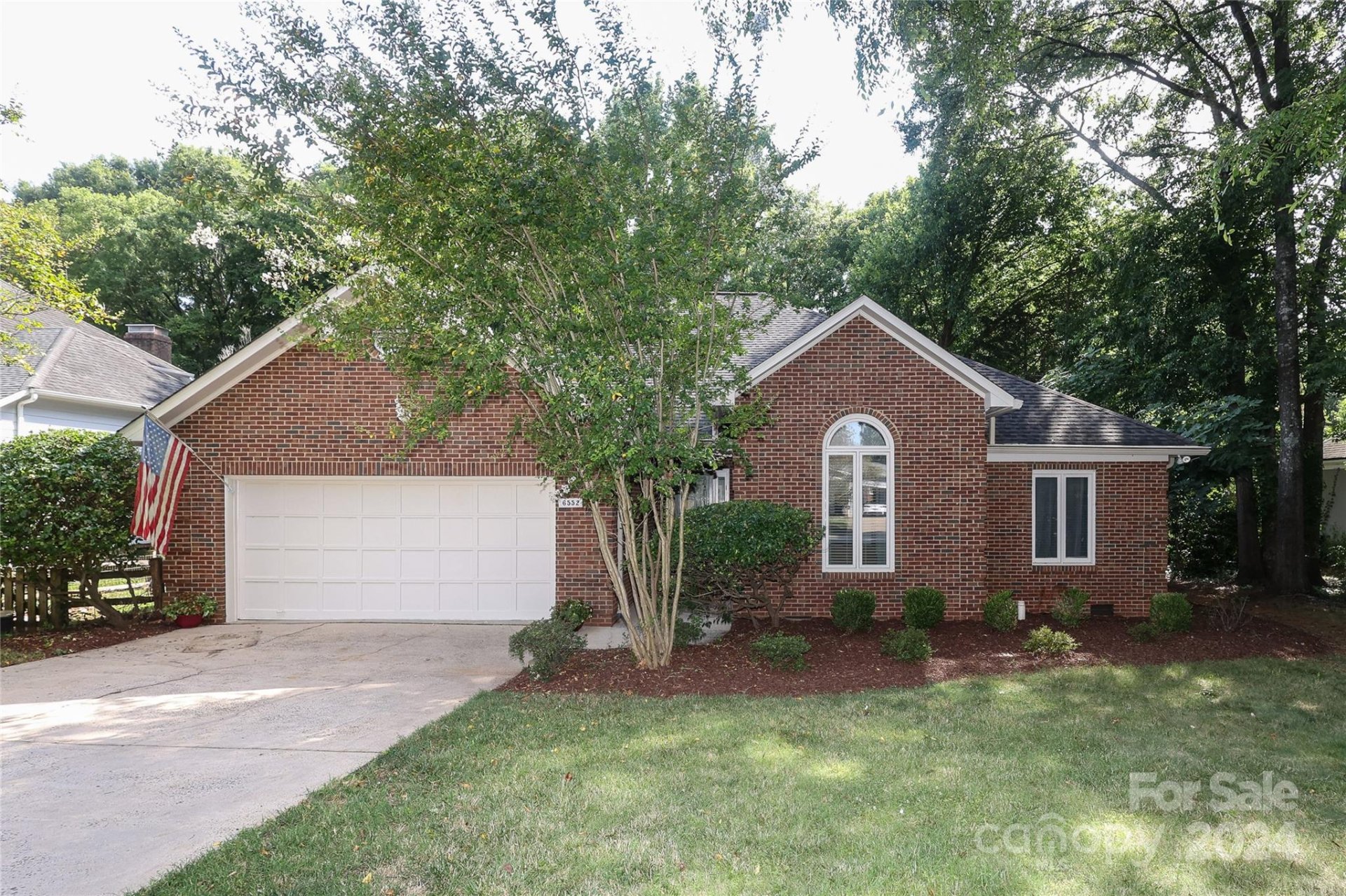 Property image 1 at 6552 Shaftesbury Road, Charlotte, NC 28270