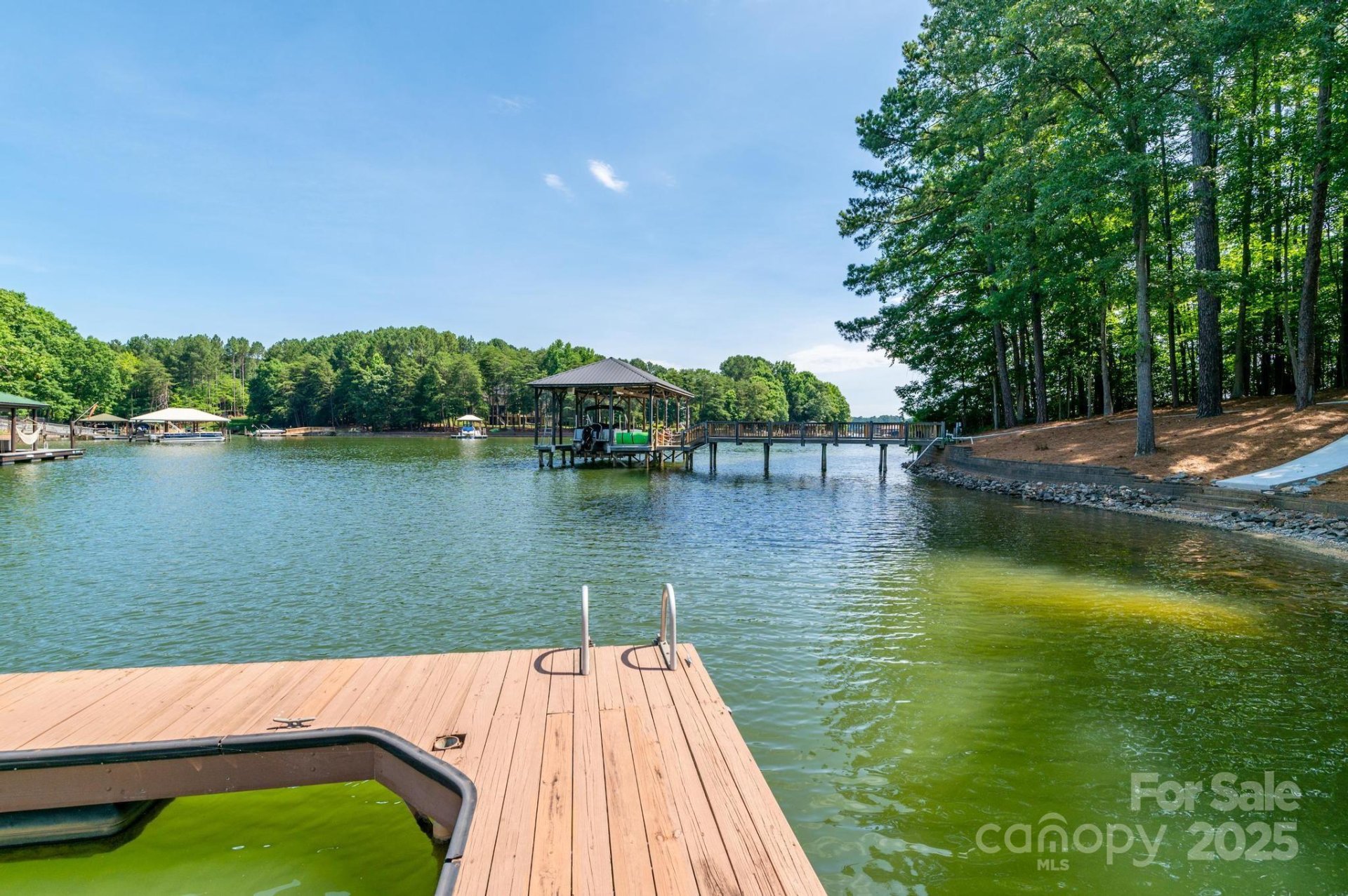 Property image 2 at 2518 Wellesbourne Lane, Sherrills Ford, NC 28673