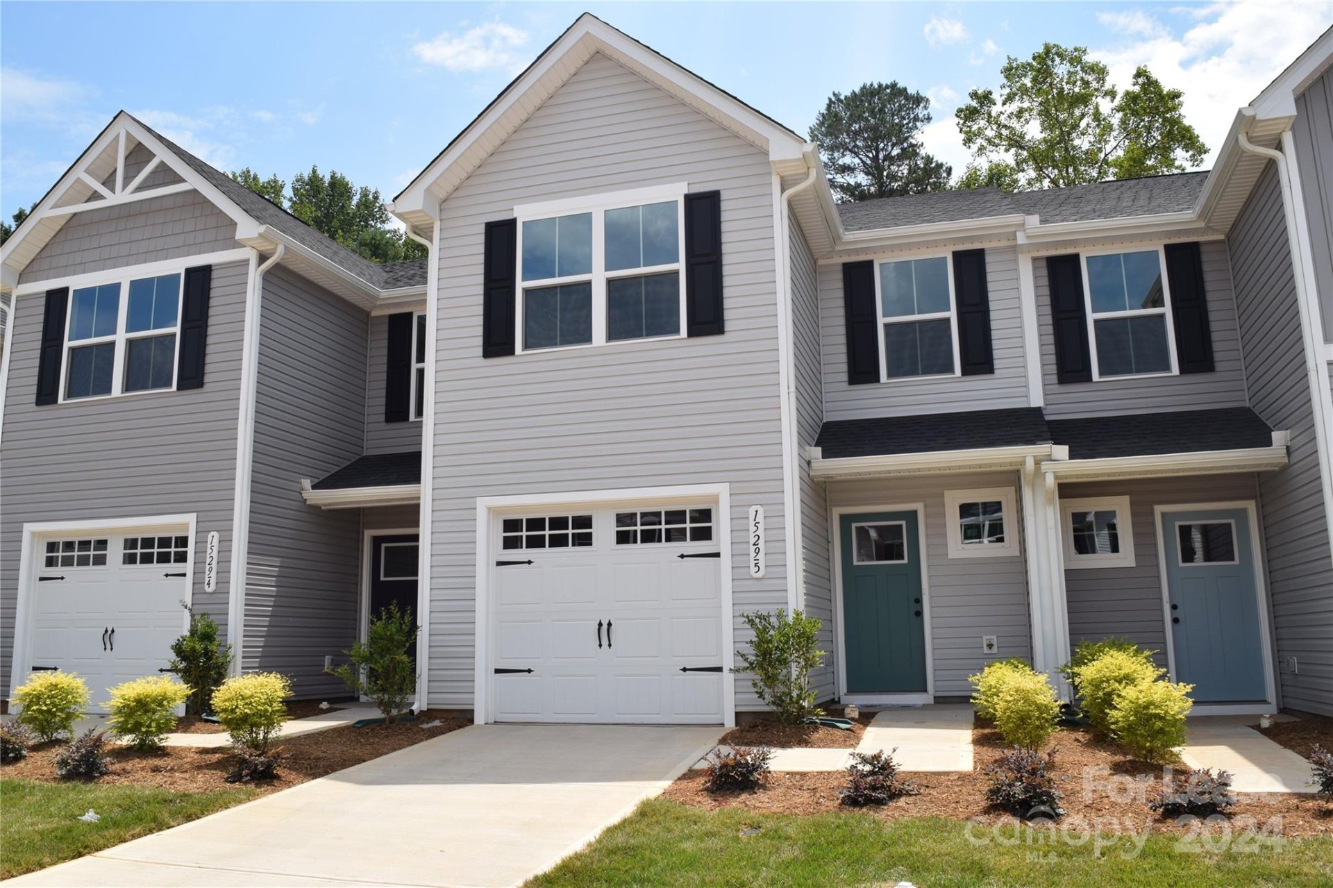 Property image 1 at 1529 39th Avenue Loop, Hickory, NC 28601