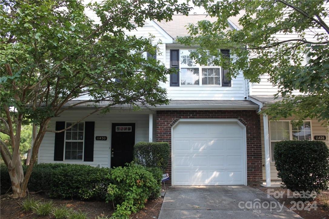Property image 1 at 11430 Pedigree Lane, Charlotte, NC 28269