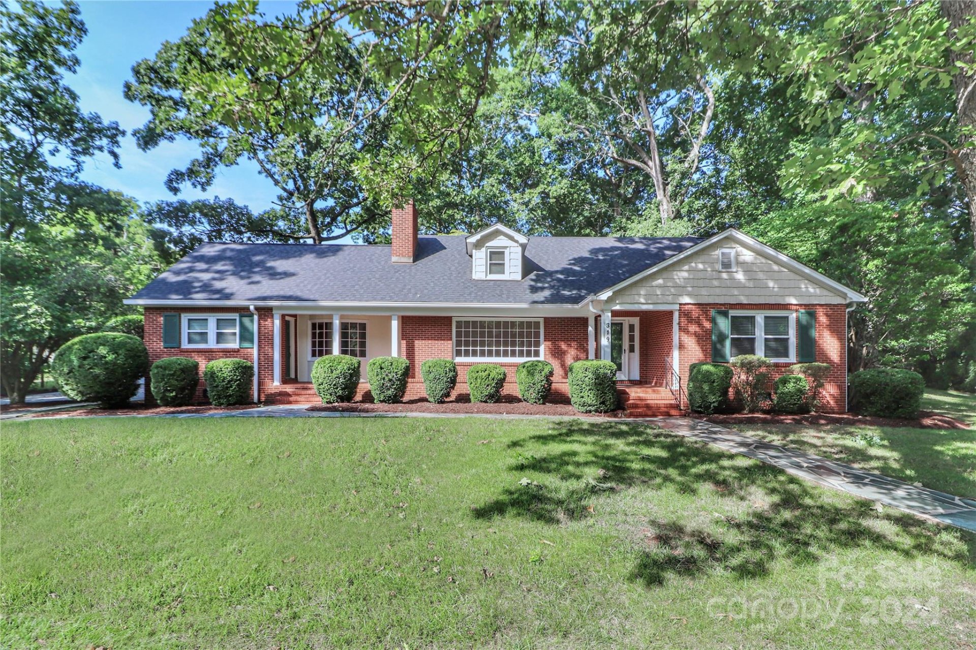Property image 1 at 319 N Oakwood Drive, Statesville, NC 28677