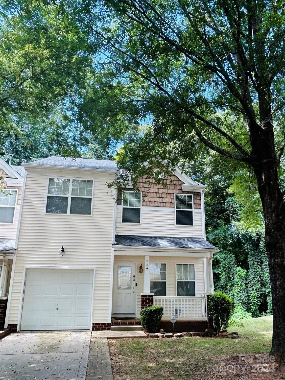 Property image 1 at 449 Doughton Lane, Charlotte, NC 28217