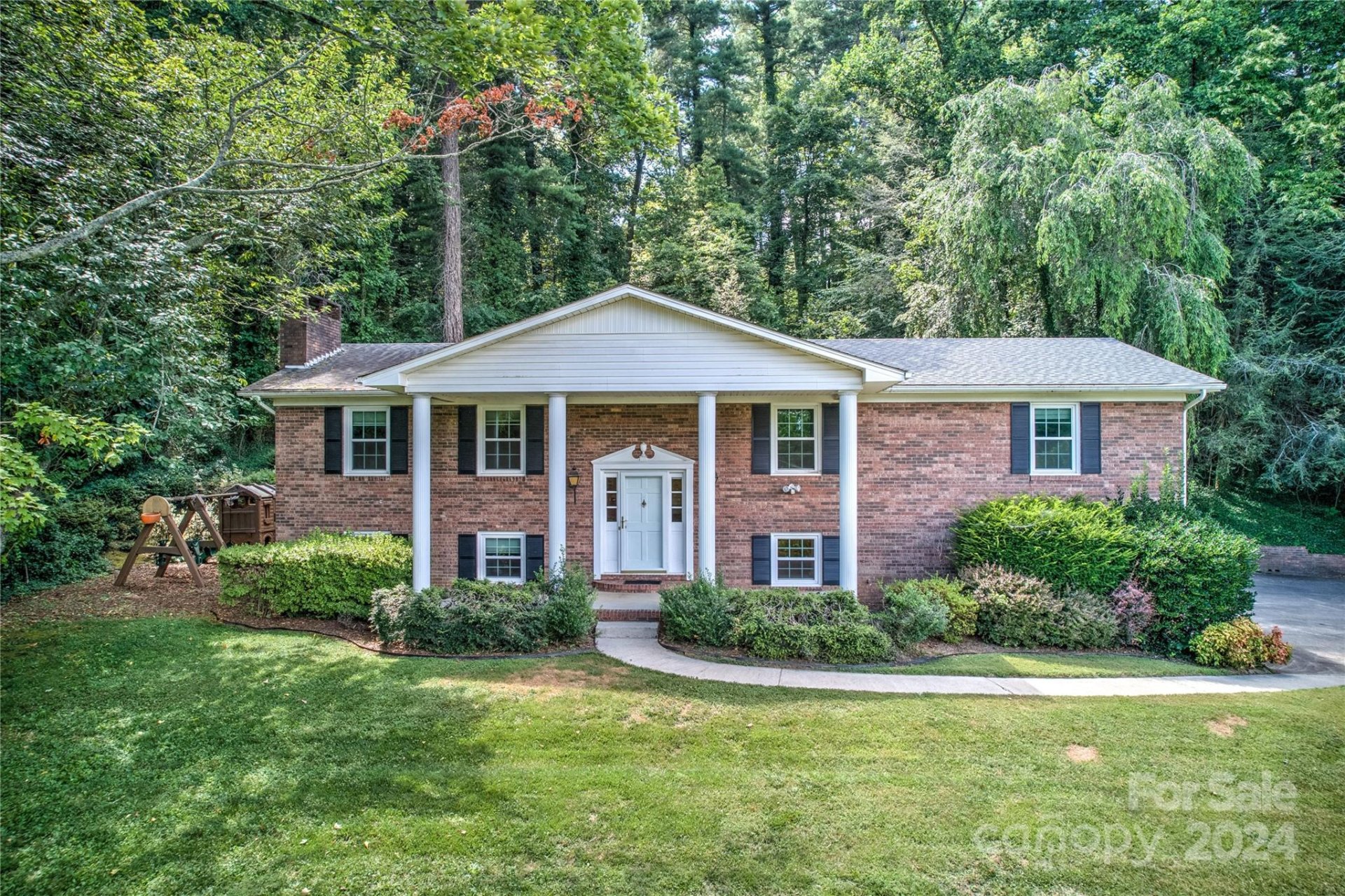 909 Weston Road