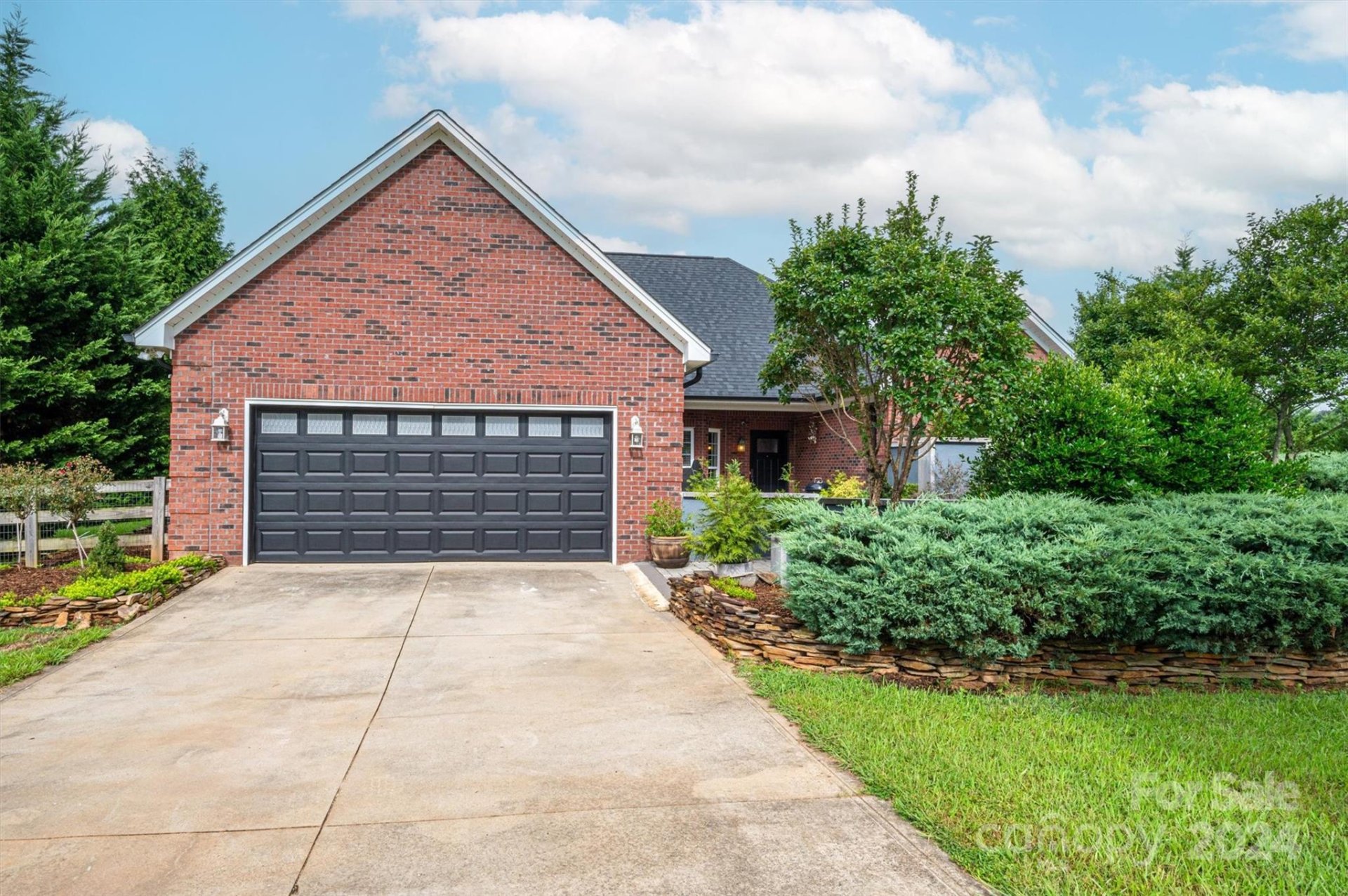 Property image 1 at 2135 Whiteners Farm Road, Lincolnton, NC 28092