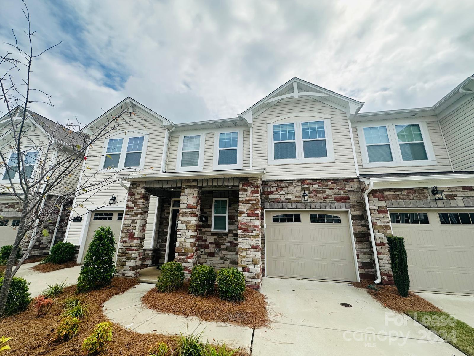 Property image 1 at 11114 Chalkbark Lane, Charlotte, NC 28262