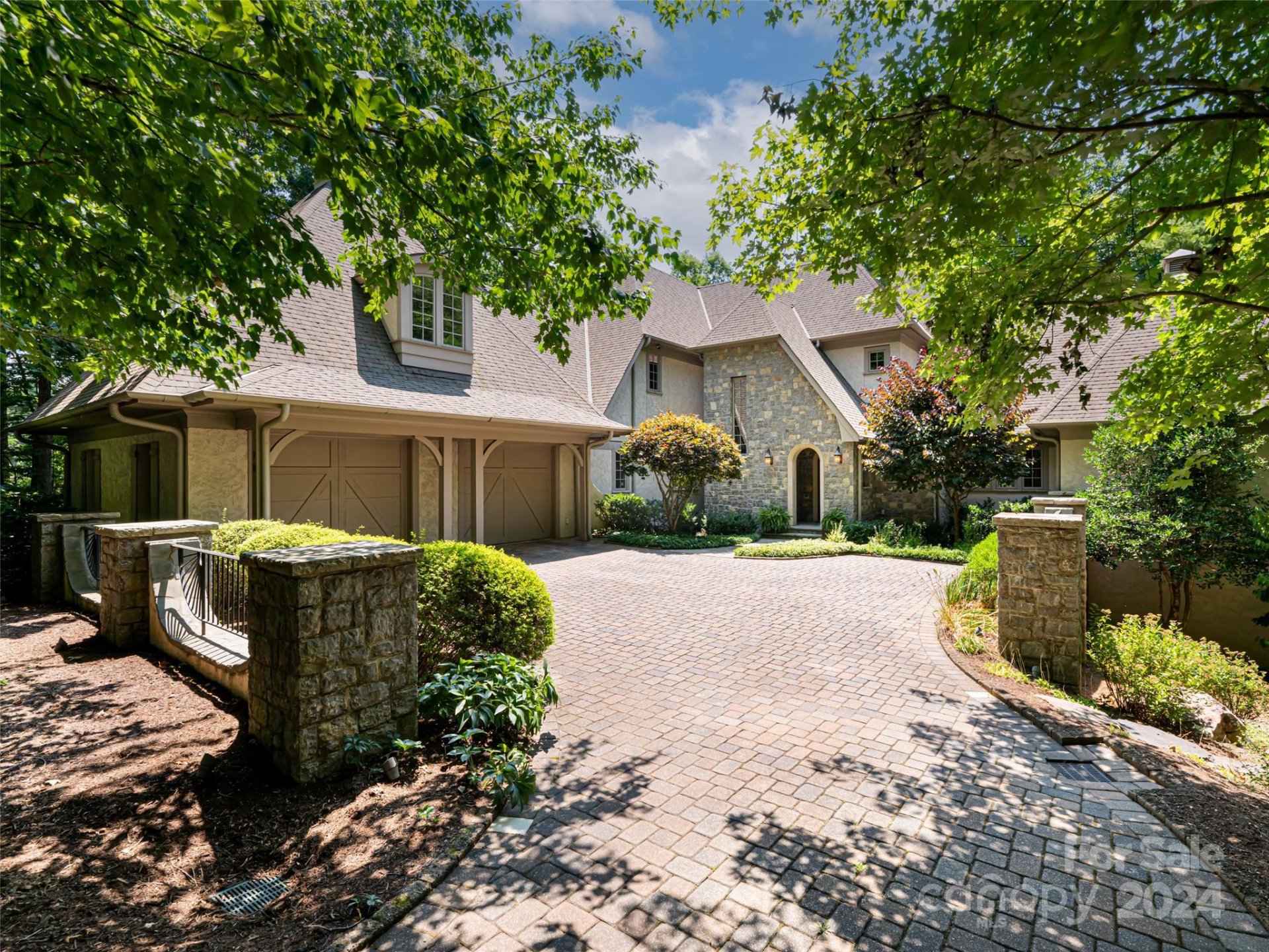 Property image 1 at 70 Brookline Drive, Asheville, NC 28803