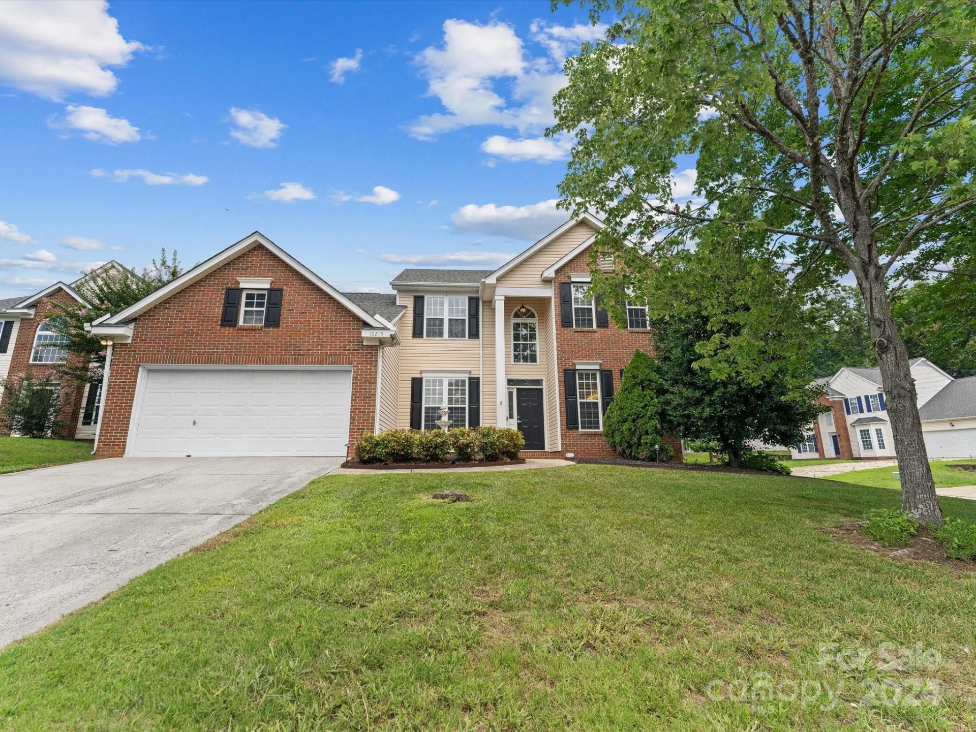 Property image 1 at 10215 Fairbourne Court, Charlotte, NC 28269