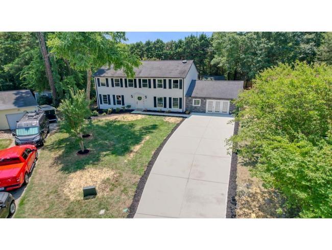 7301 Entwhistle Court