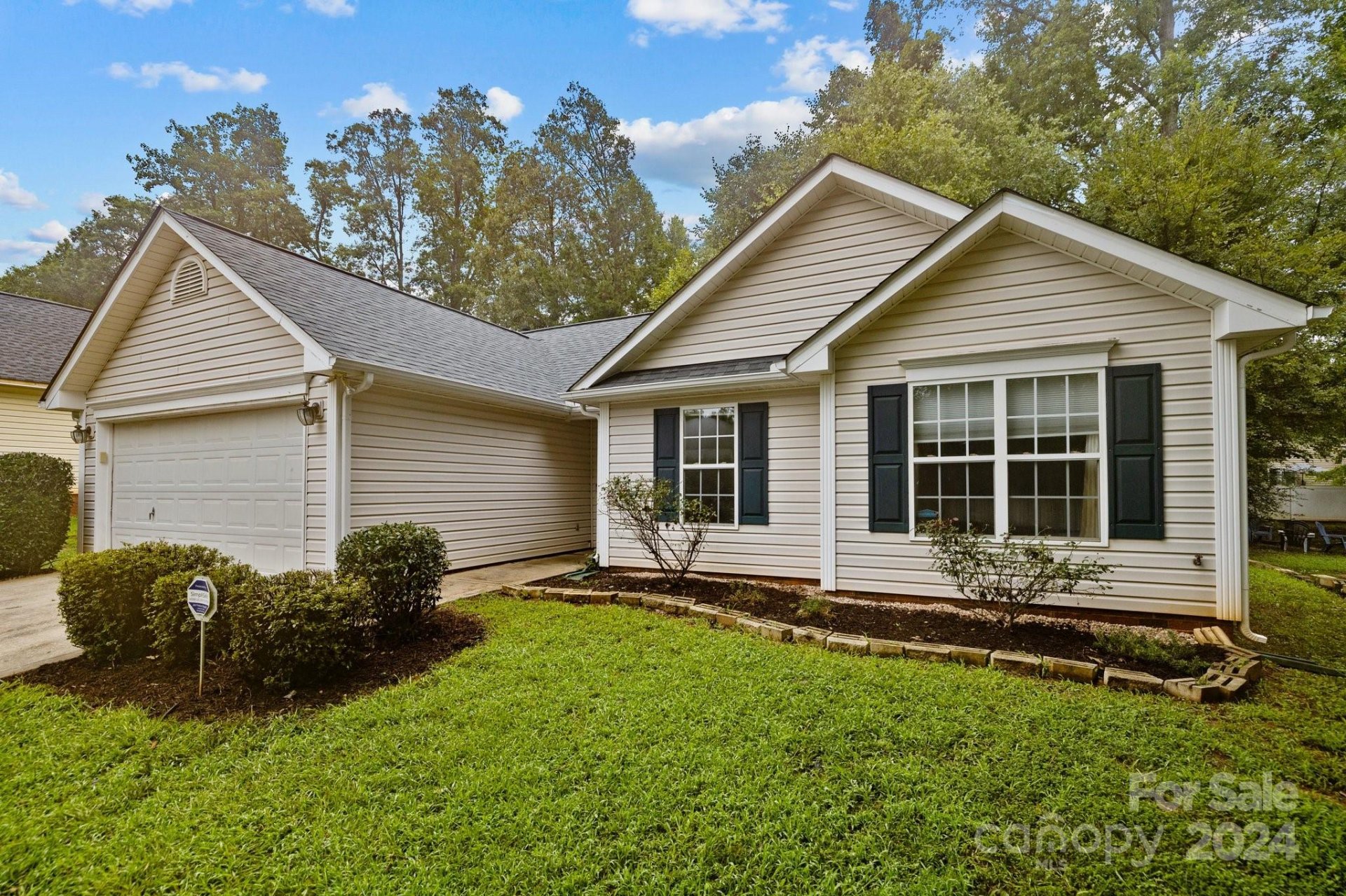 Property image 2 at 1253 Spring View Court, Rock Hill, SC 29732