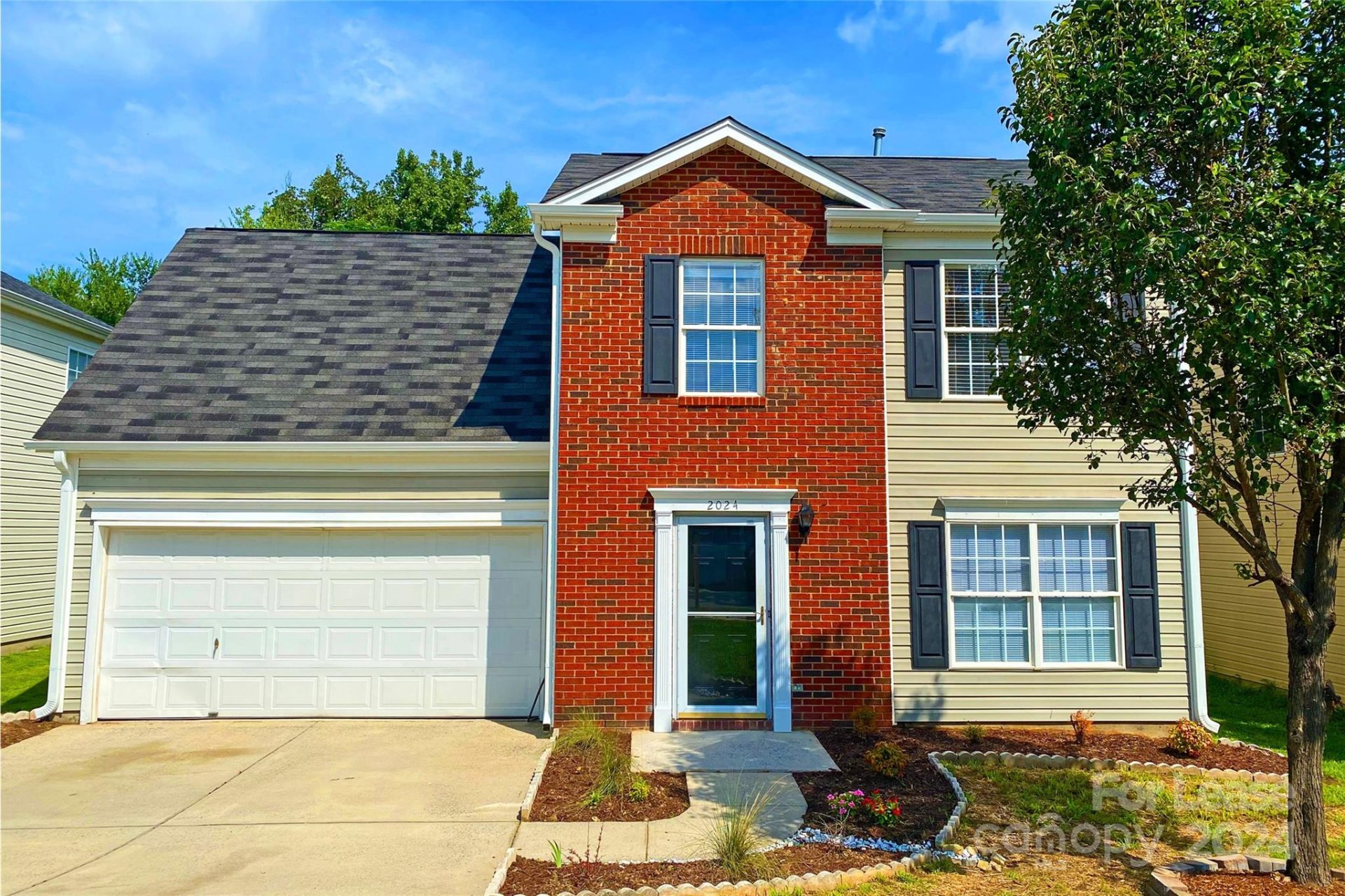 Property image 1 at 2024 Pimpernel Road, Charlotte, NC 28213