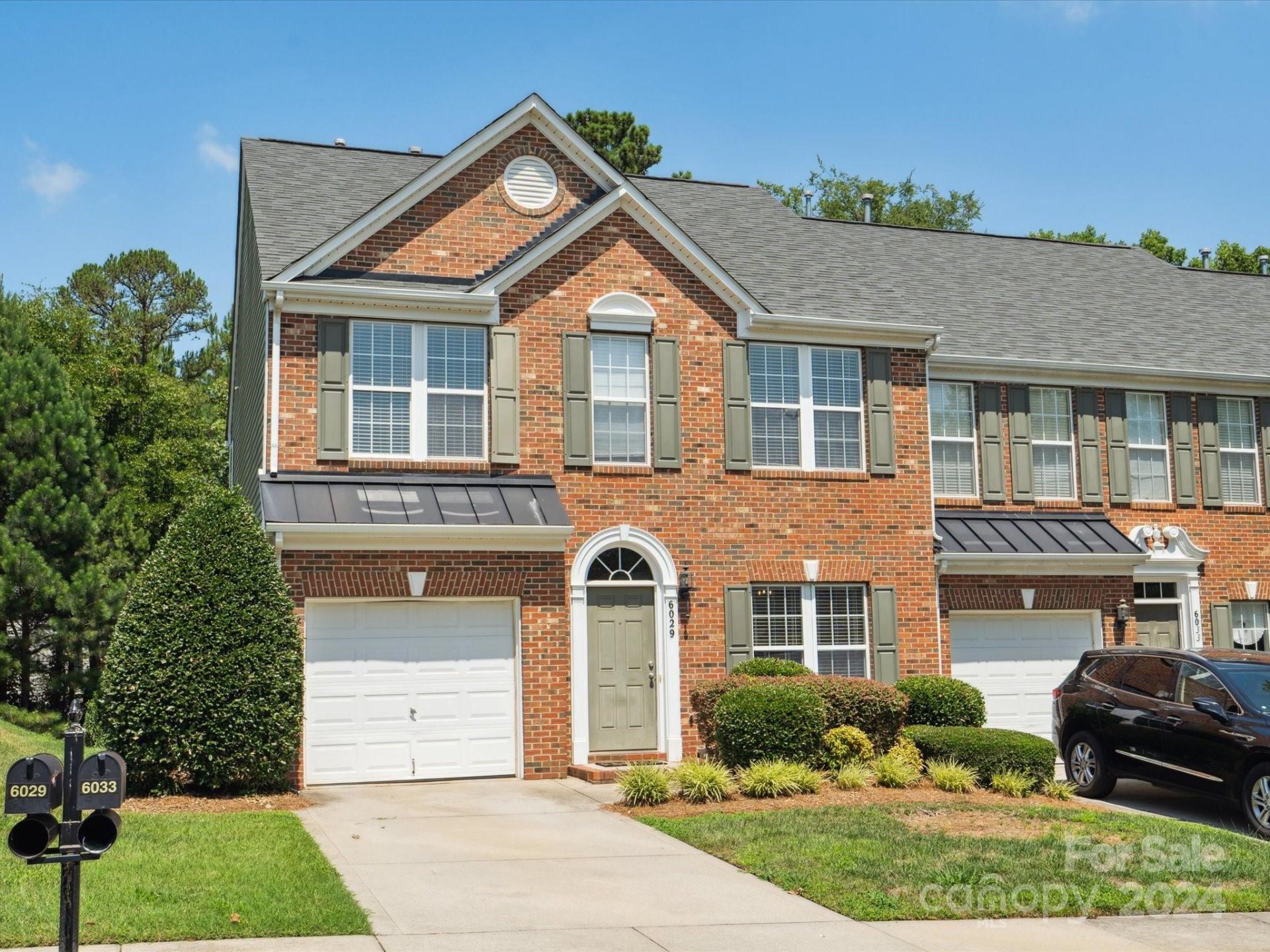 6029 Queens Walk Court