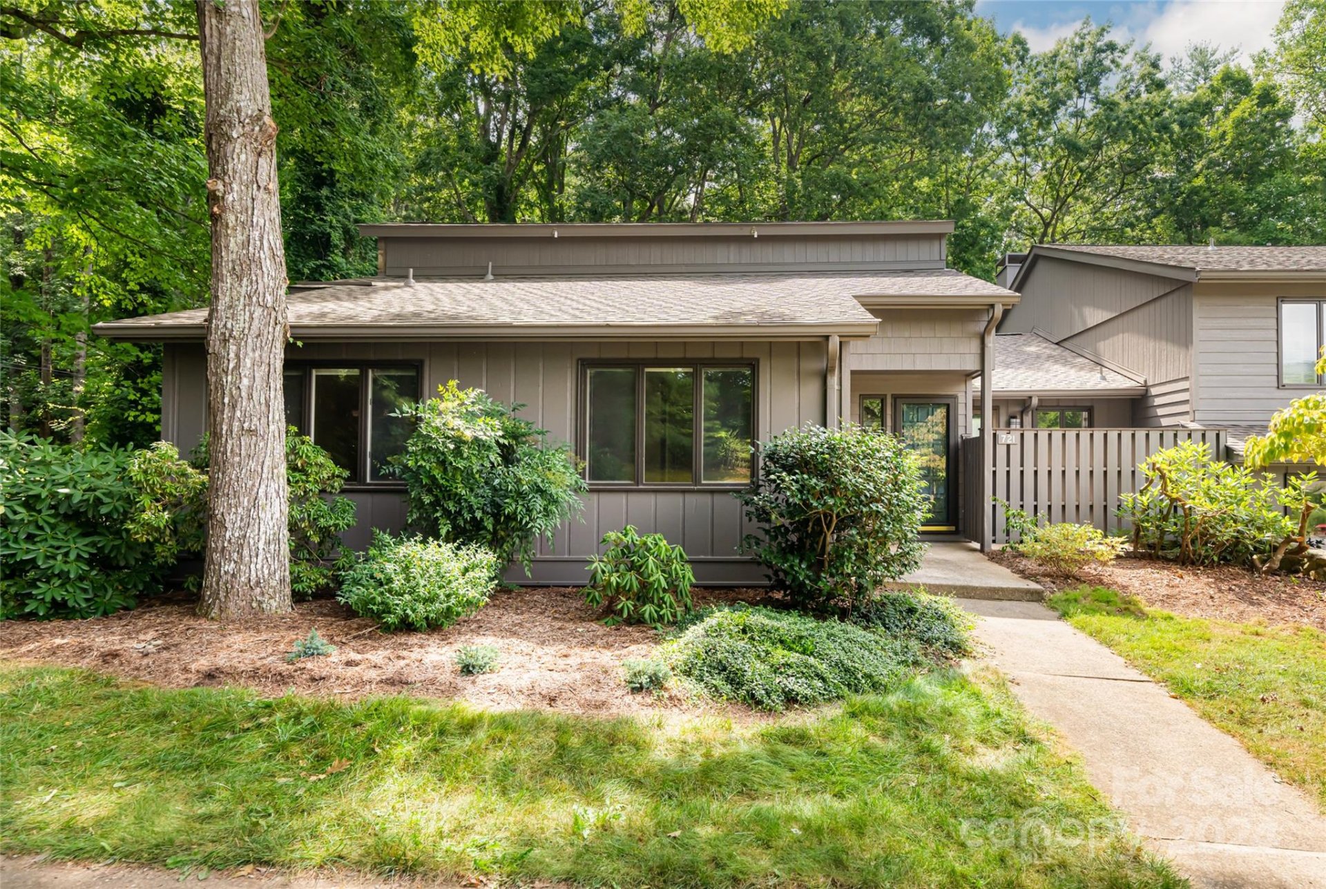 Property image 1 at 721 Crowfields Lane, Asheville, NC 28803