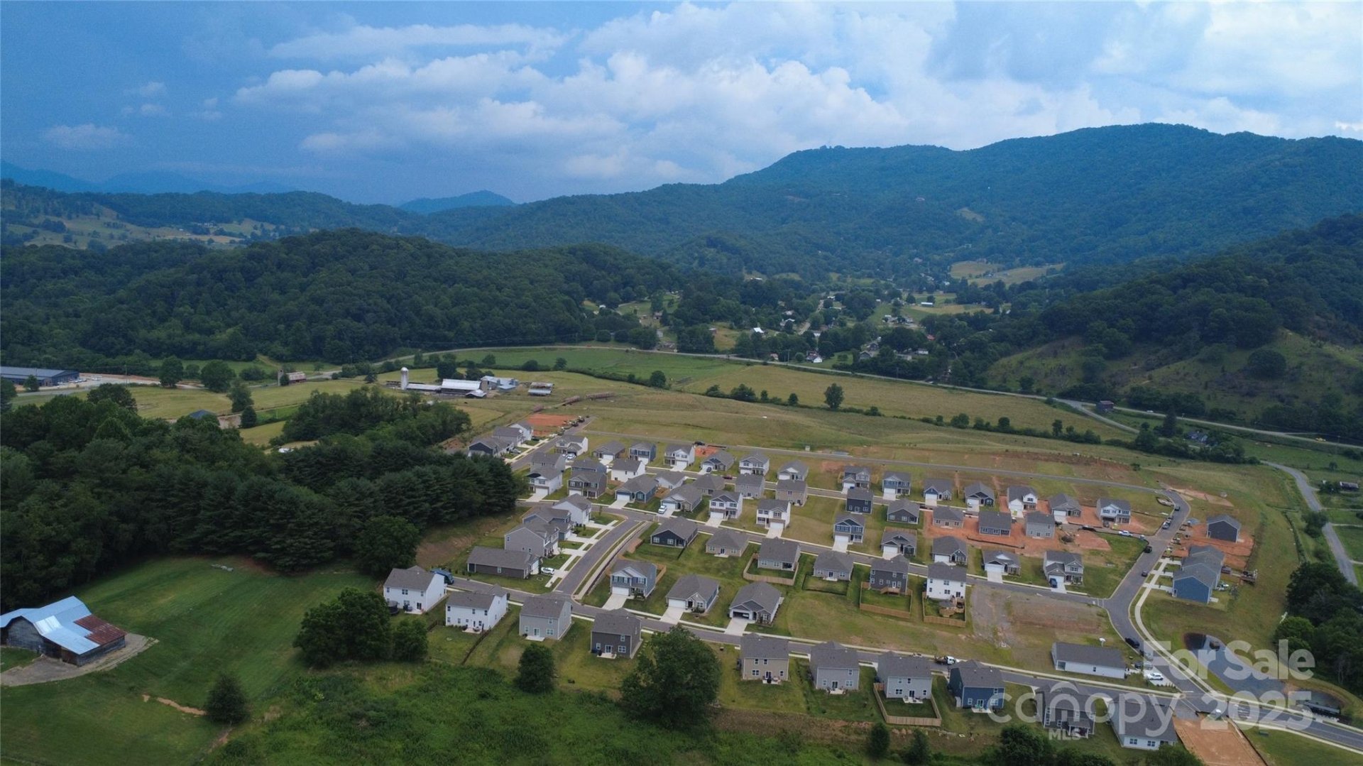 Property image 2 at 134 Woodvale Drive, Waynesville, NC 28786