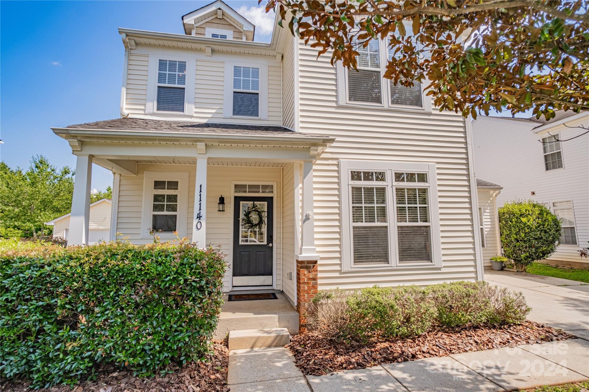 11140 Heritage Green Drive