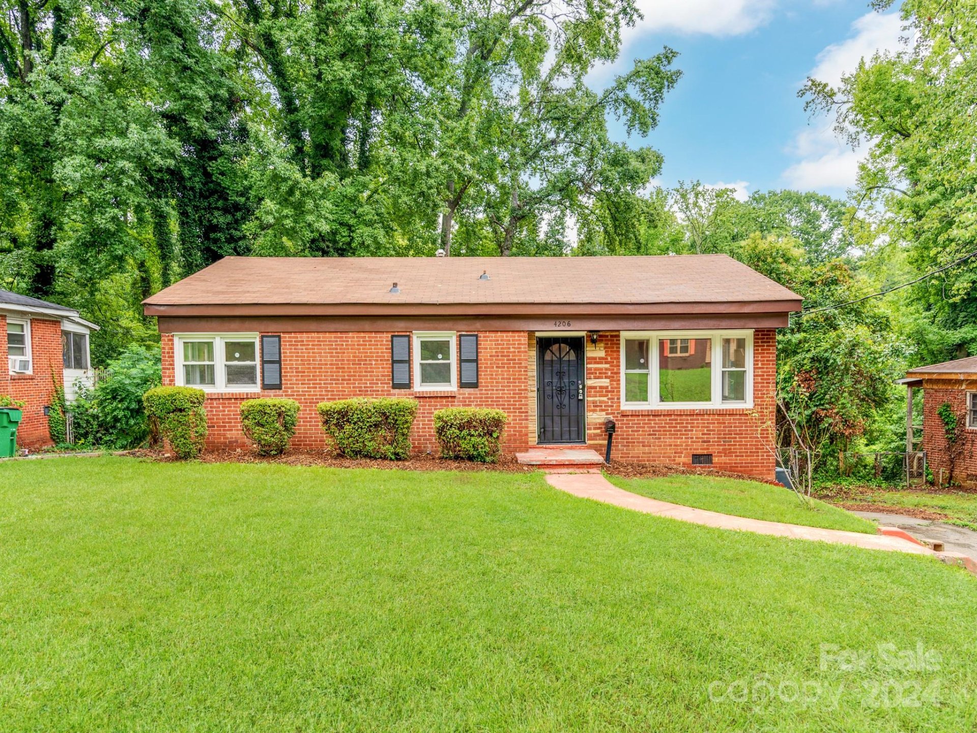 Property image 1 at 4206 Welling Avenue, Charlotte, NC 28208