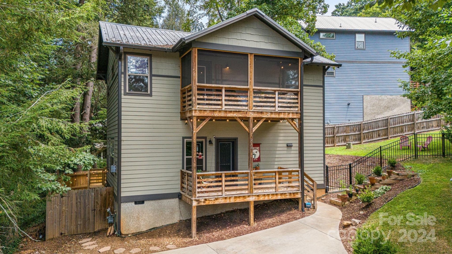 Property image 2 at 213 Westover Drive, Asheville, NC 28801