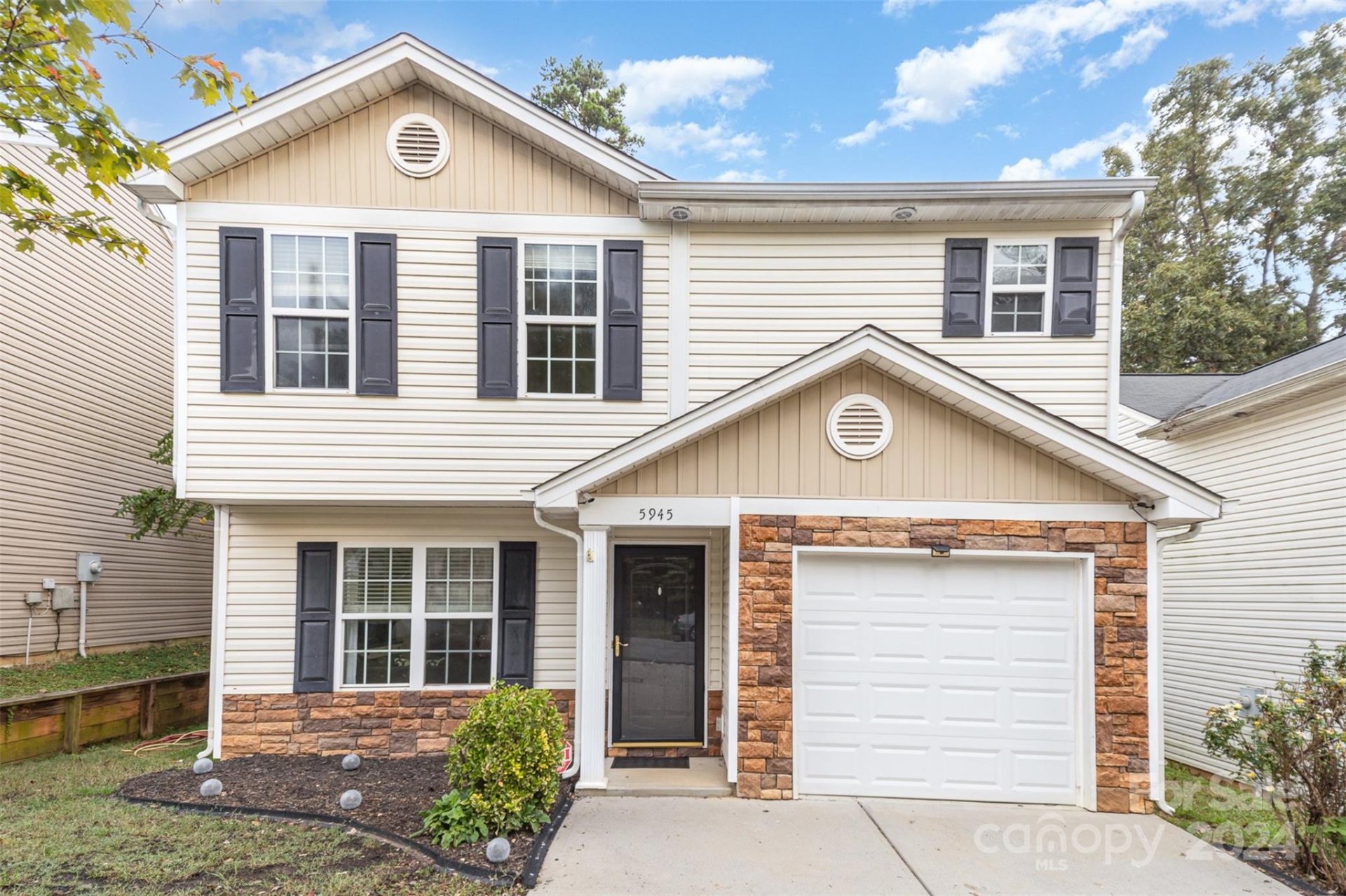 Property image 1 at 5945 Sullins Road, Charlotte, NC 28214