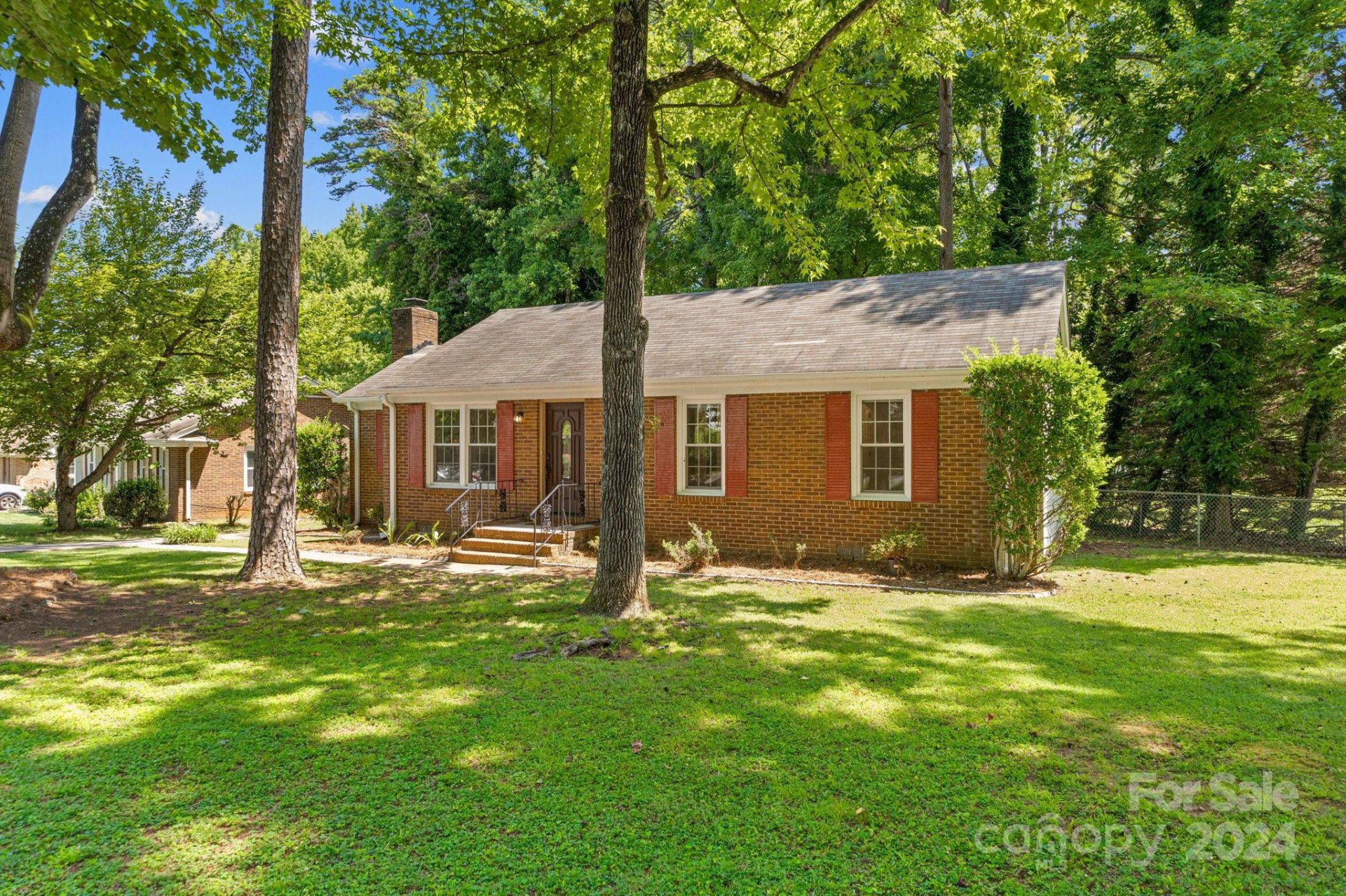 7607 Surreywood Place