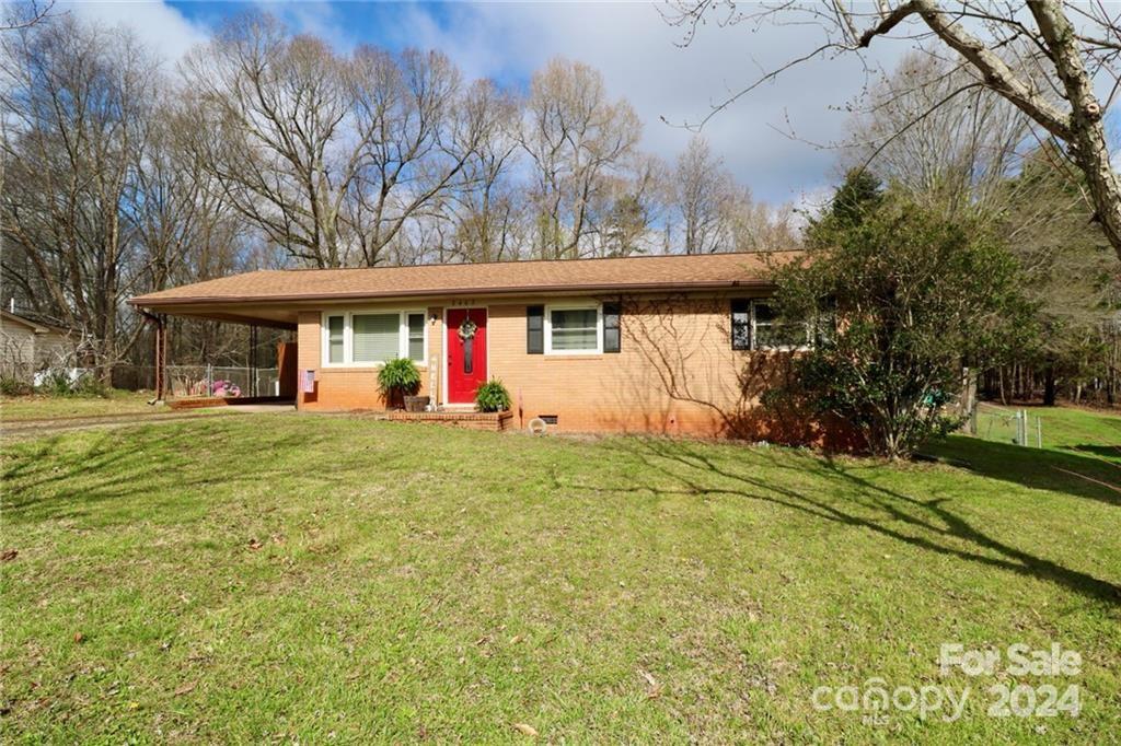 Property image 1 at 2402 Maplewood Drive, Gastonia, NC 28052