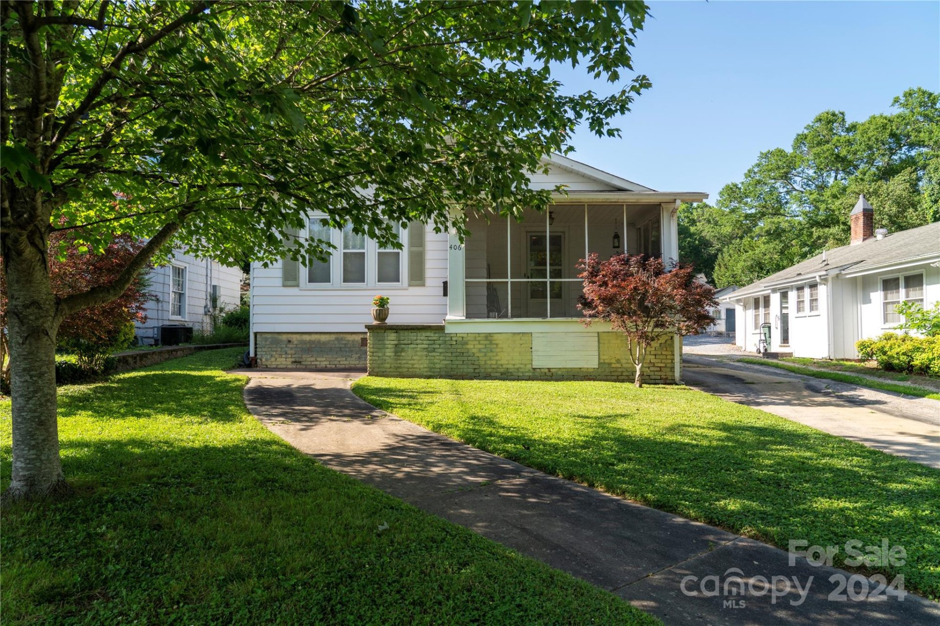 Property image 1 at 406 W 6th Avenue, Gastonia, NC 28052