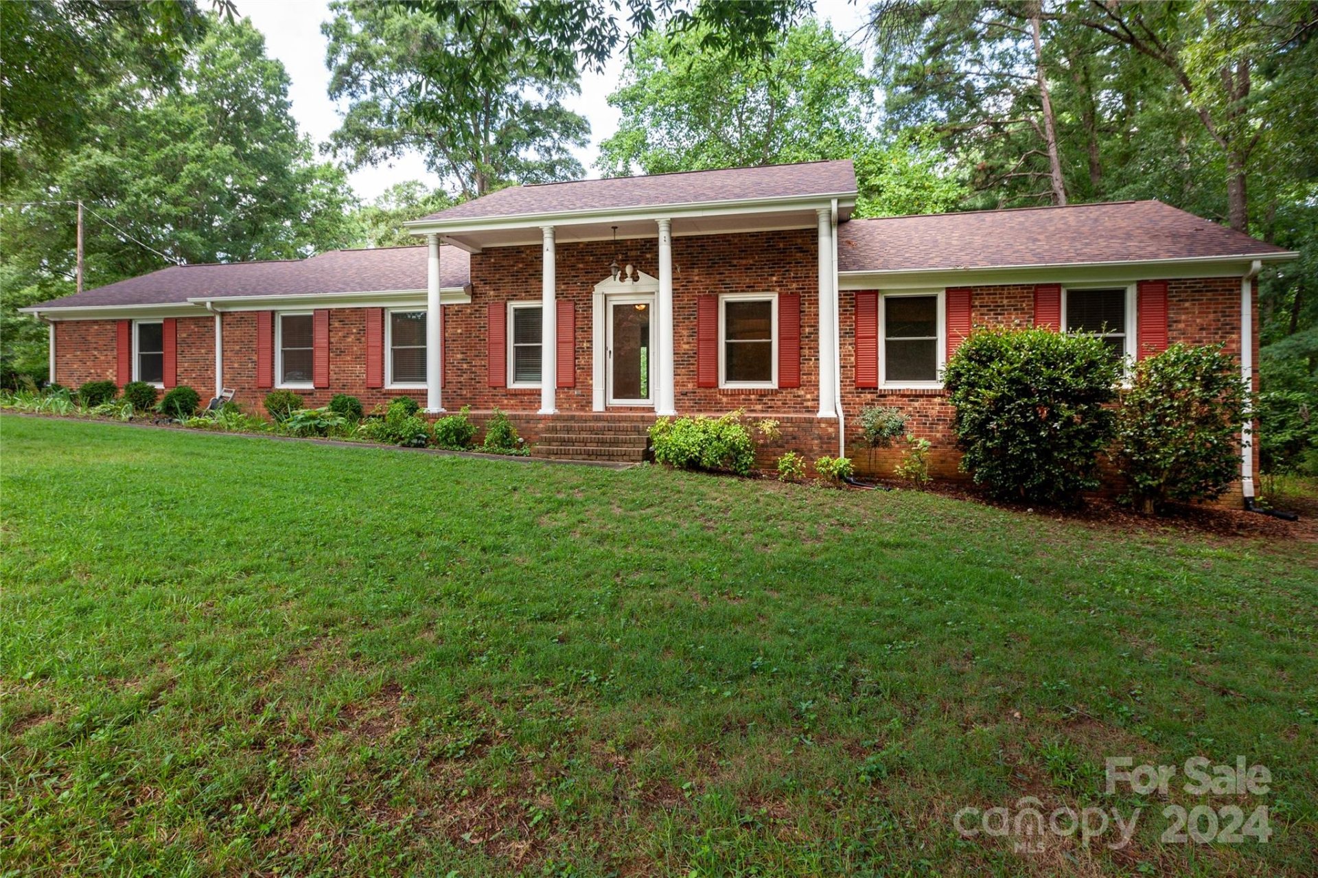 Property image 1 at 4528 Whispering Oaks Drive, Charlotte, NC 28213