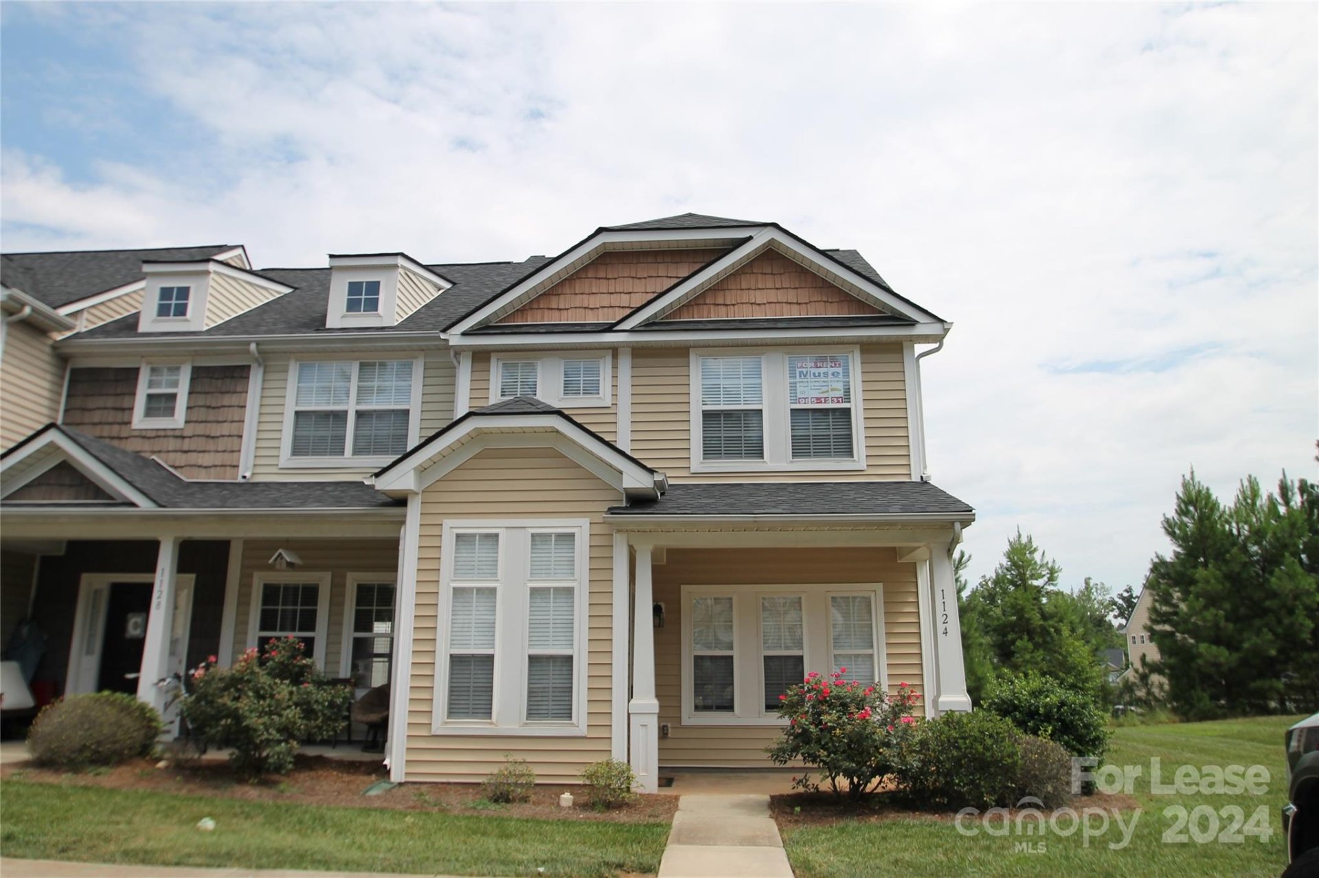 Property image 1 at 1124 Constitution Park Boulevard, Rock Hill, SC 29732