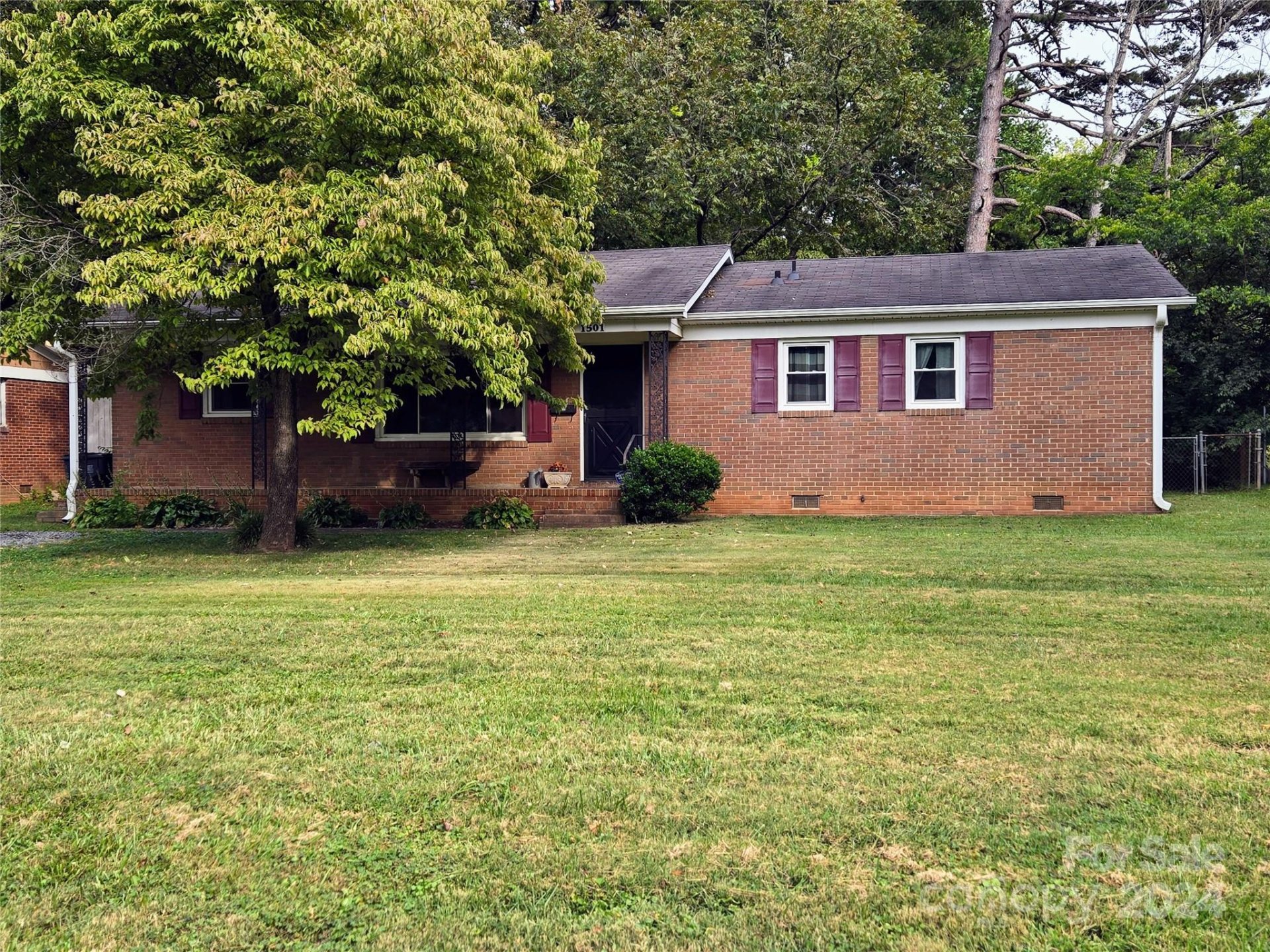 Property image 1 at 1501 Lakedell Drive, Charlotte, NC 28215