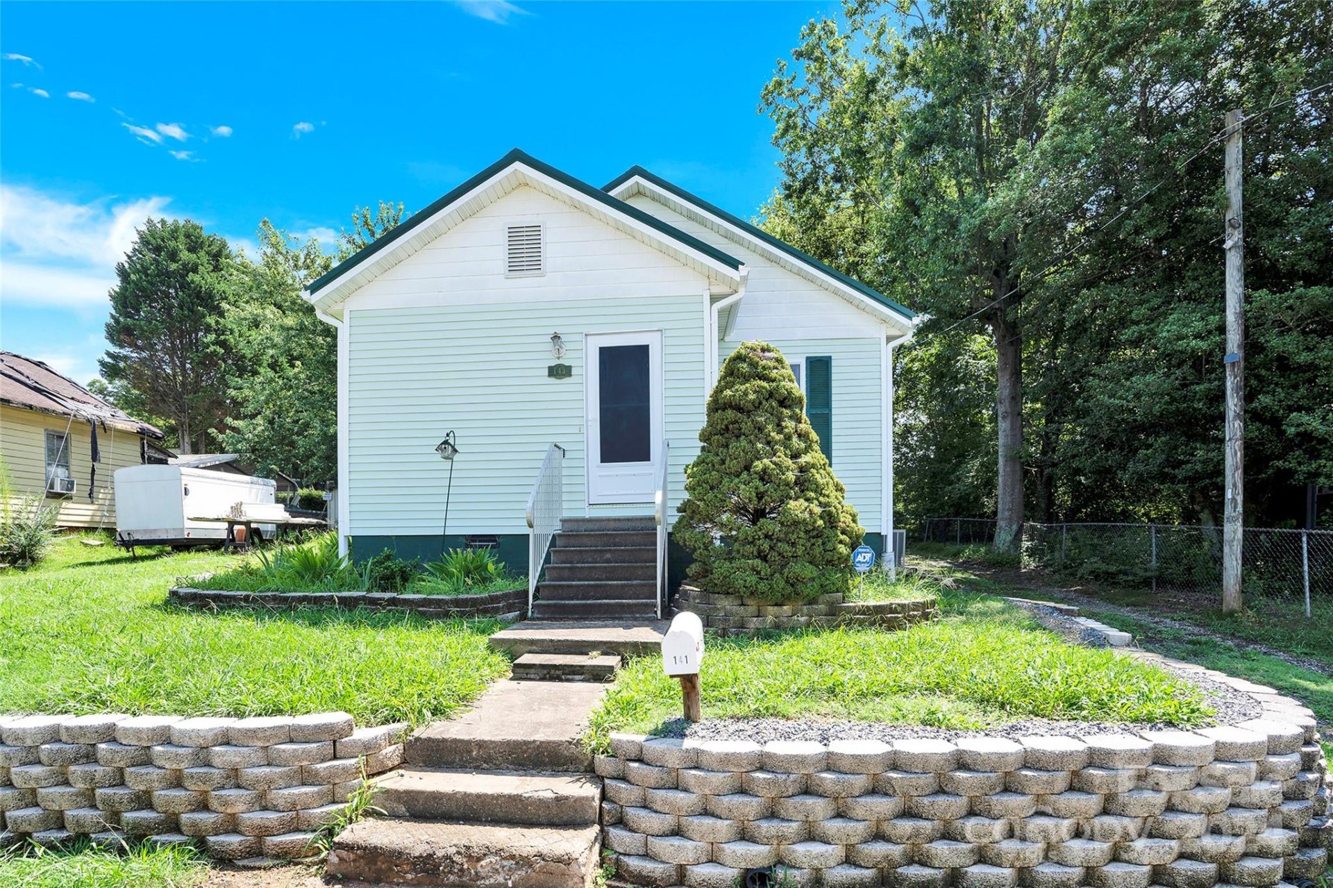 Property image 1 at 141 14th Street, Hickory, NC 28602