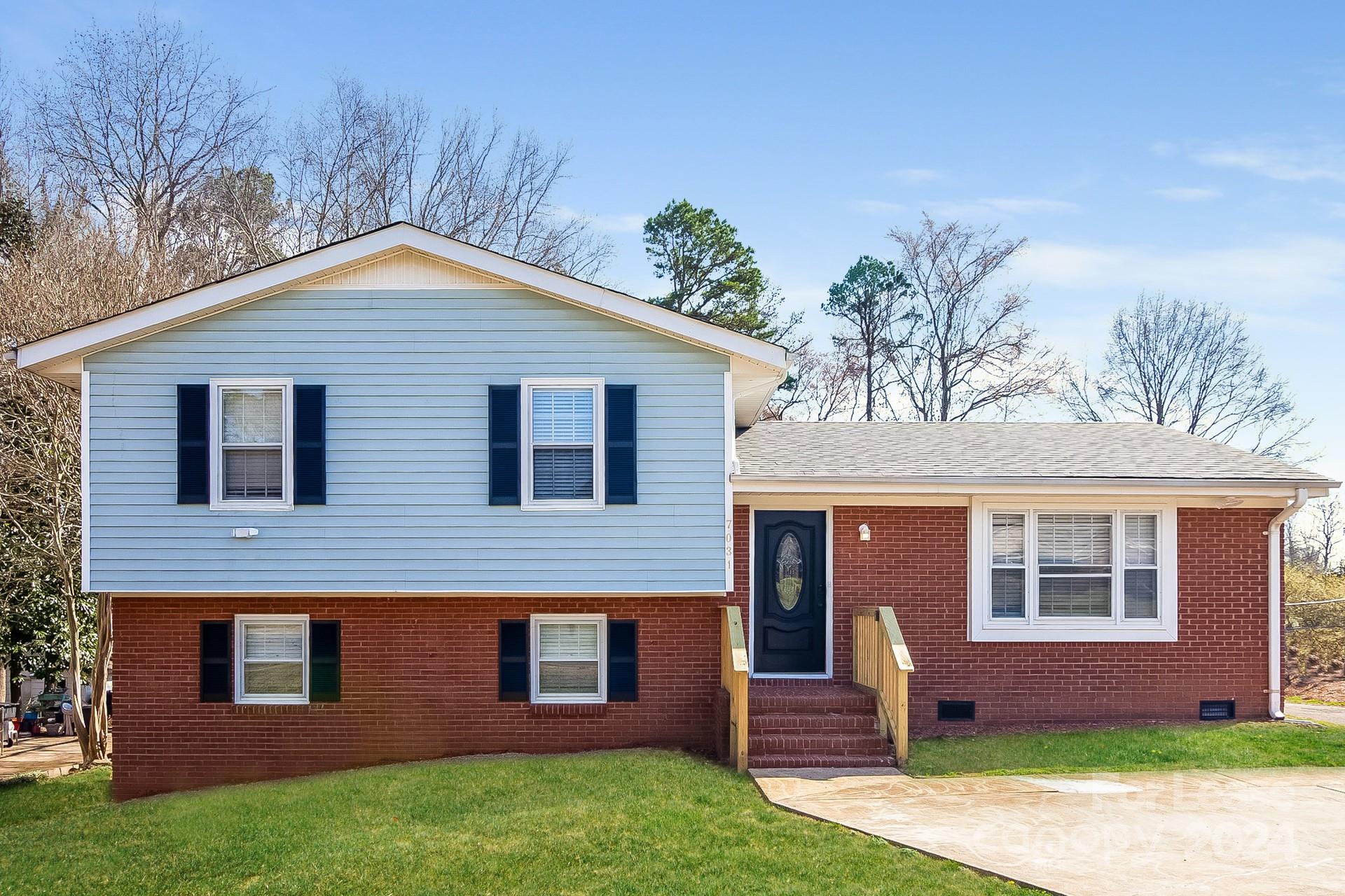 Property image 1 at 7031 Pawtuckett Road, Charlotte, NC 28214