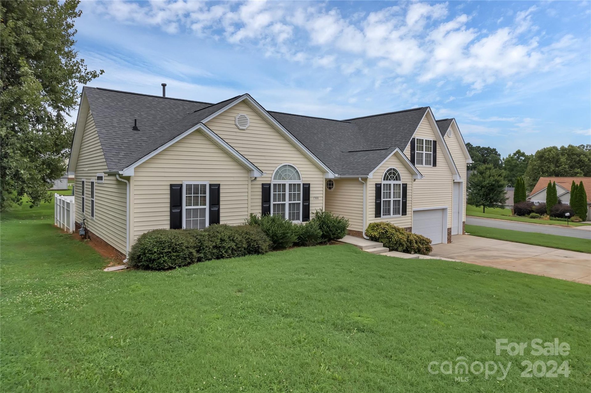 Property image 3 at 7300 Wahoo Court, Gastonia, NC 28056