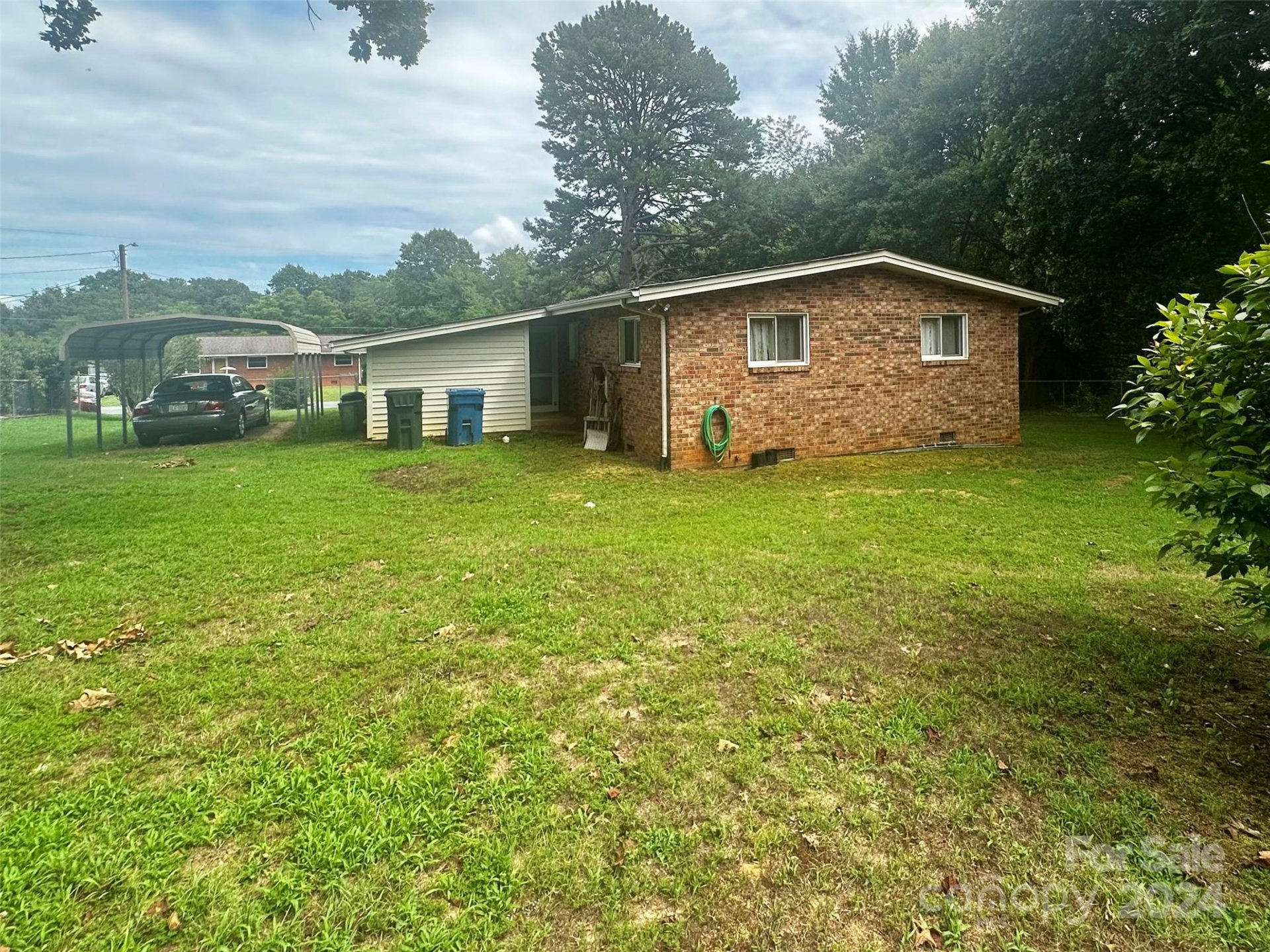 Property image 3 at 1453 19th Street, Hickory, NC 28601
