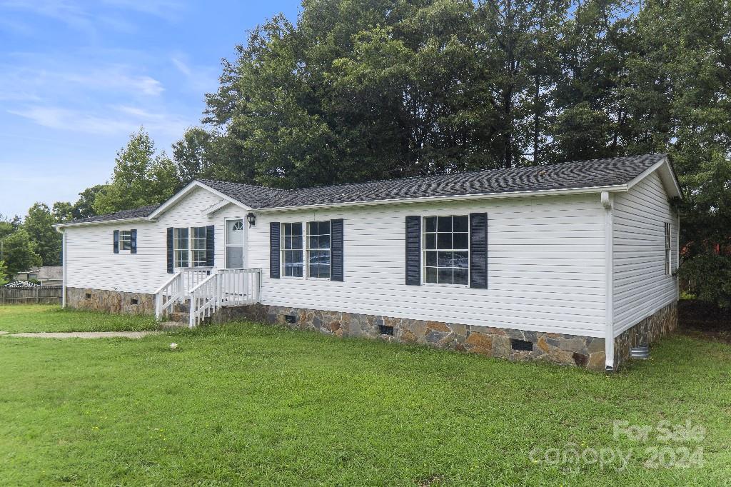 Property image 1 at 1173 Lauren Marie Court, Gastonia, NC 28052