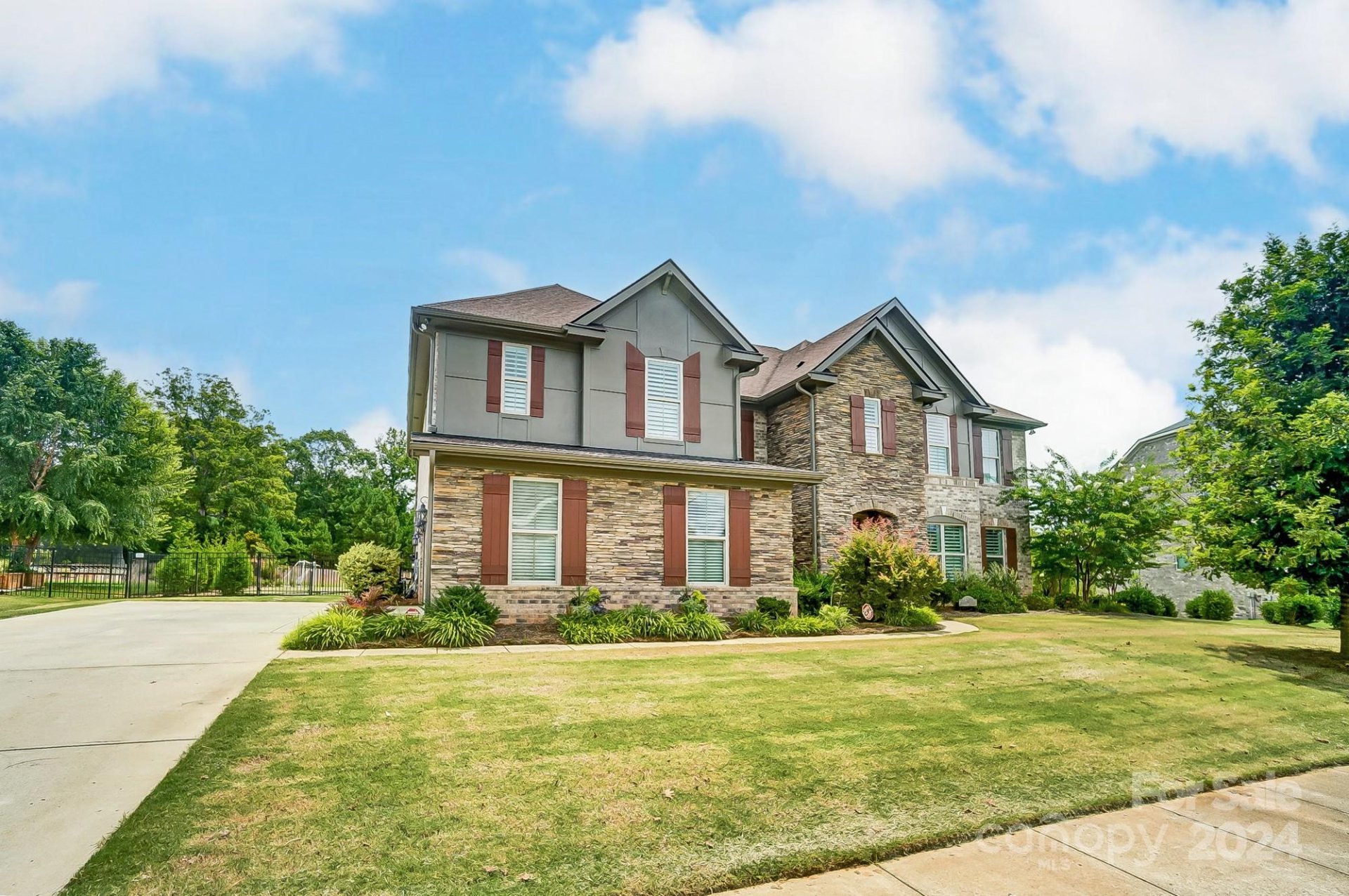 Property image 3 at 4202 Thames Circle, Fort Mill, SC 29715