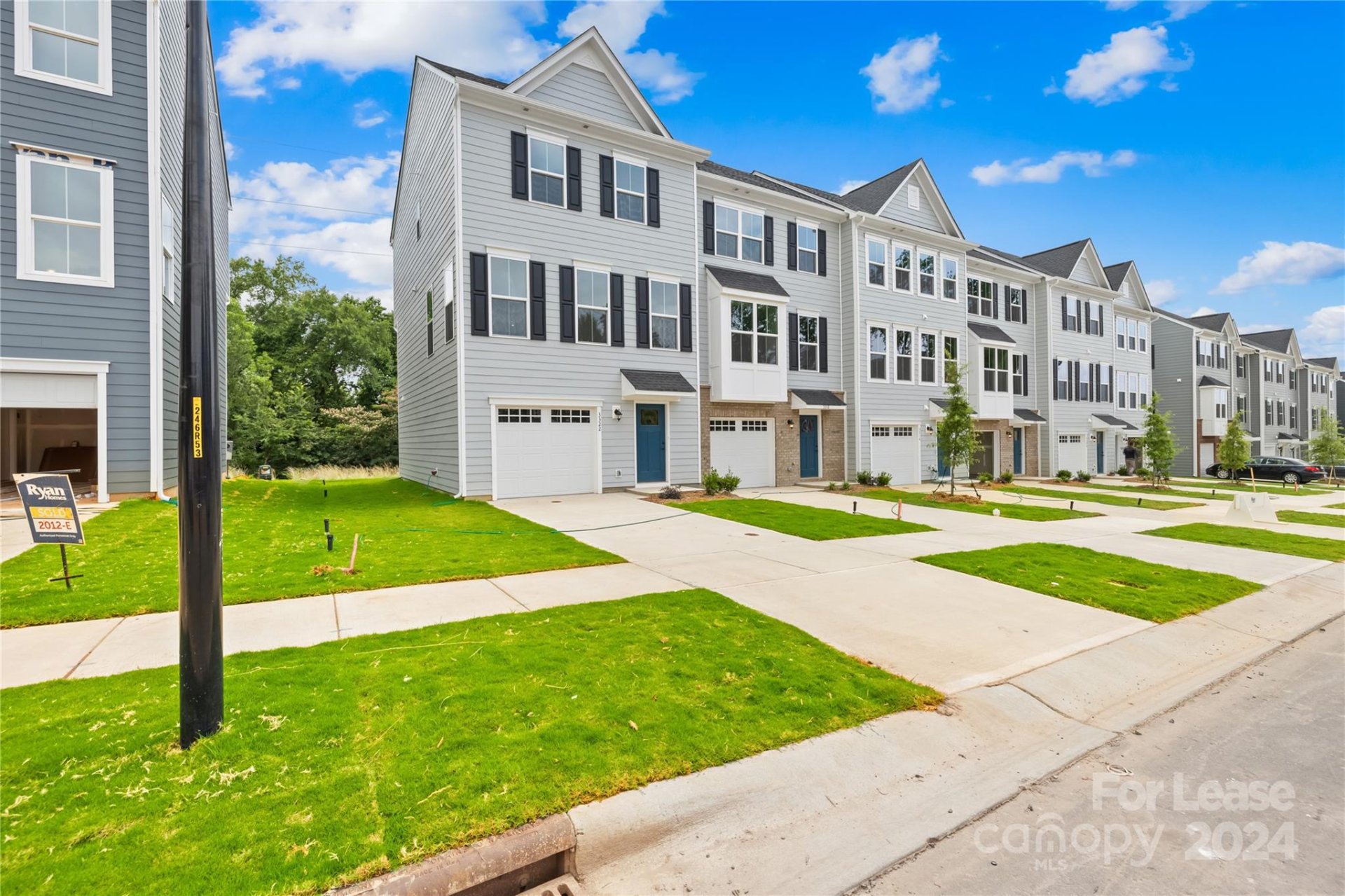 Property image 1 at 3322 Beeler Lane, Charlotte, NC 28208