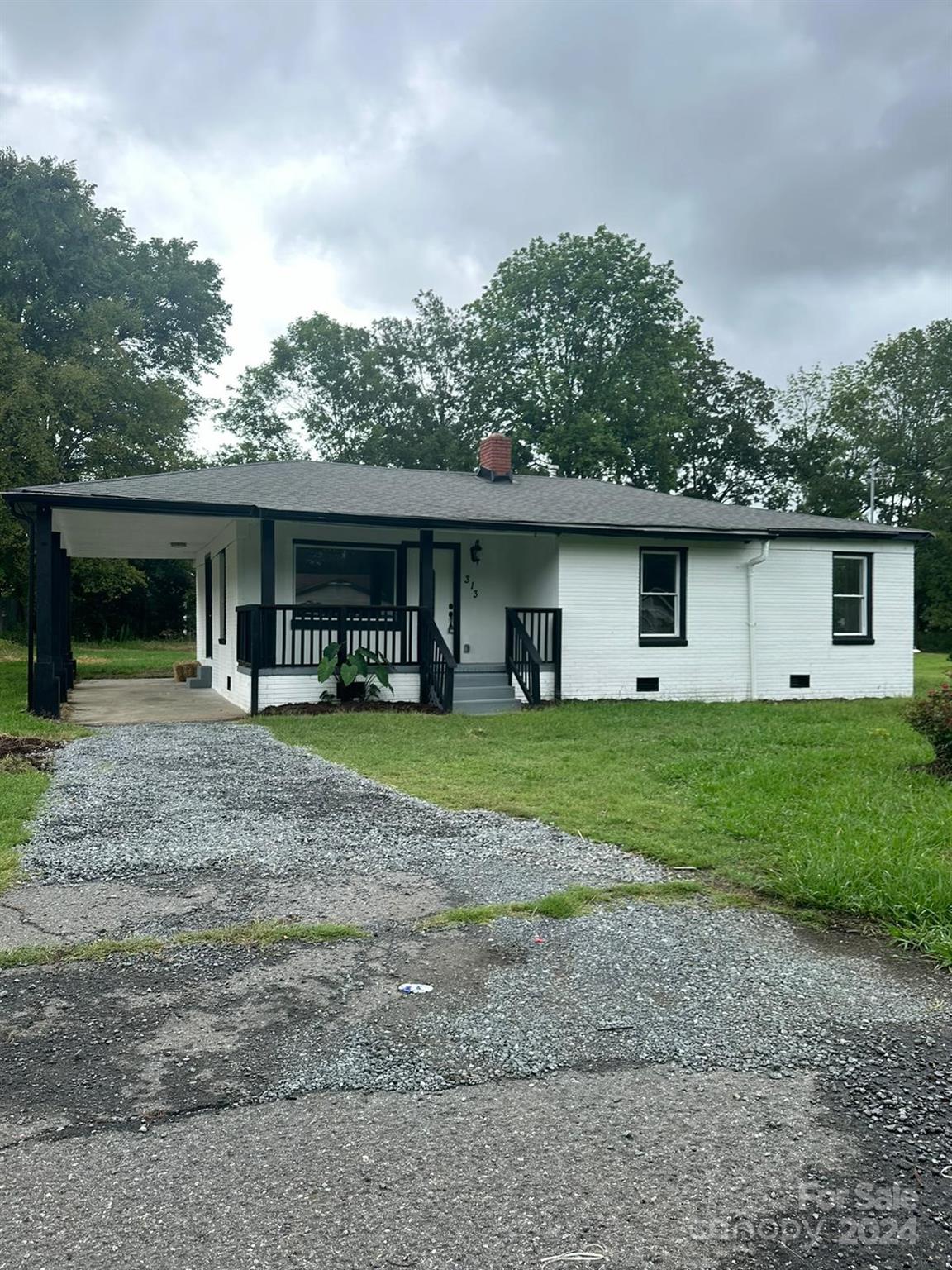 313 Rock Grove Avenue