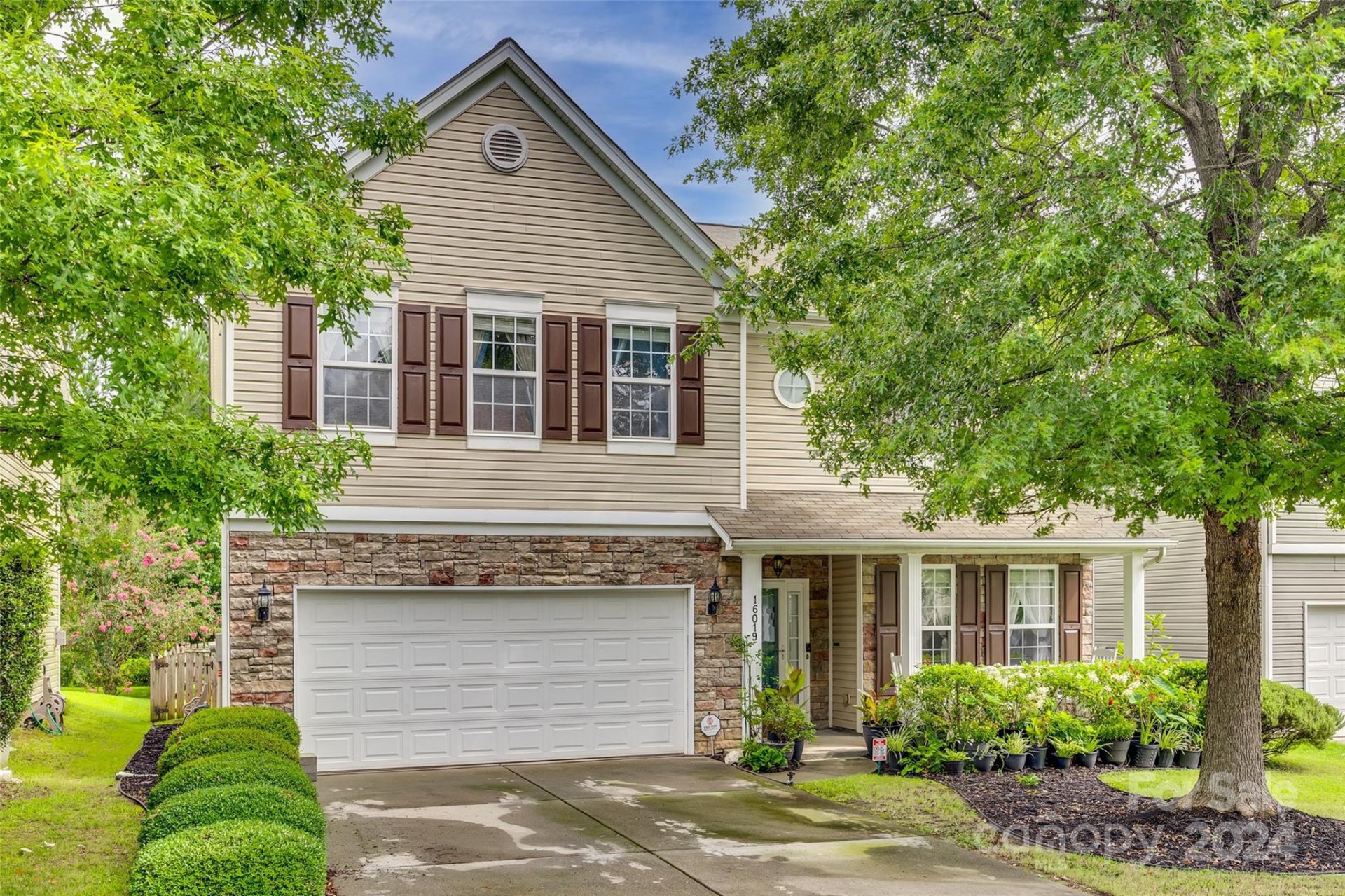 Property image 1 at 16019 Raptor Court, Charlotte, NC 28278