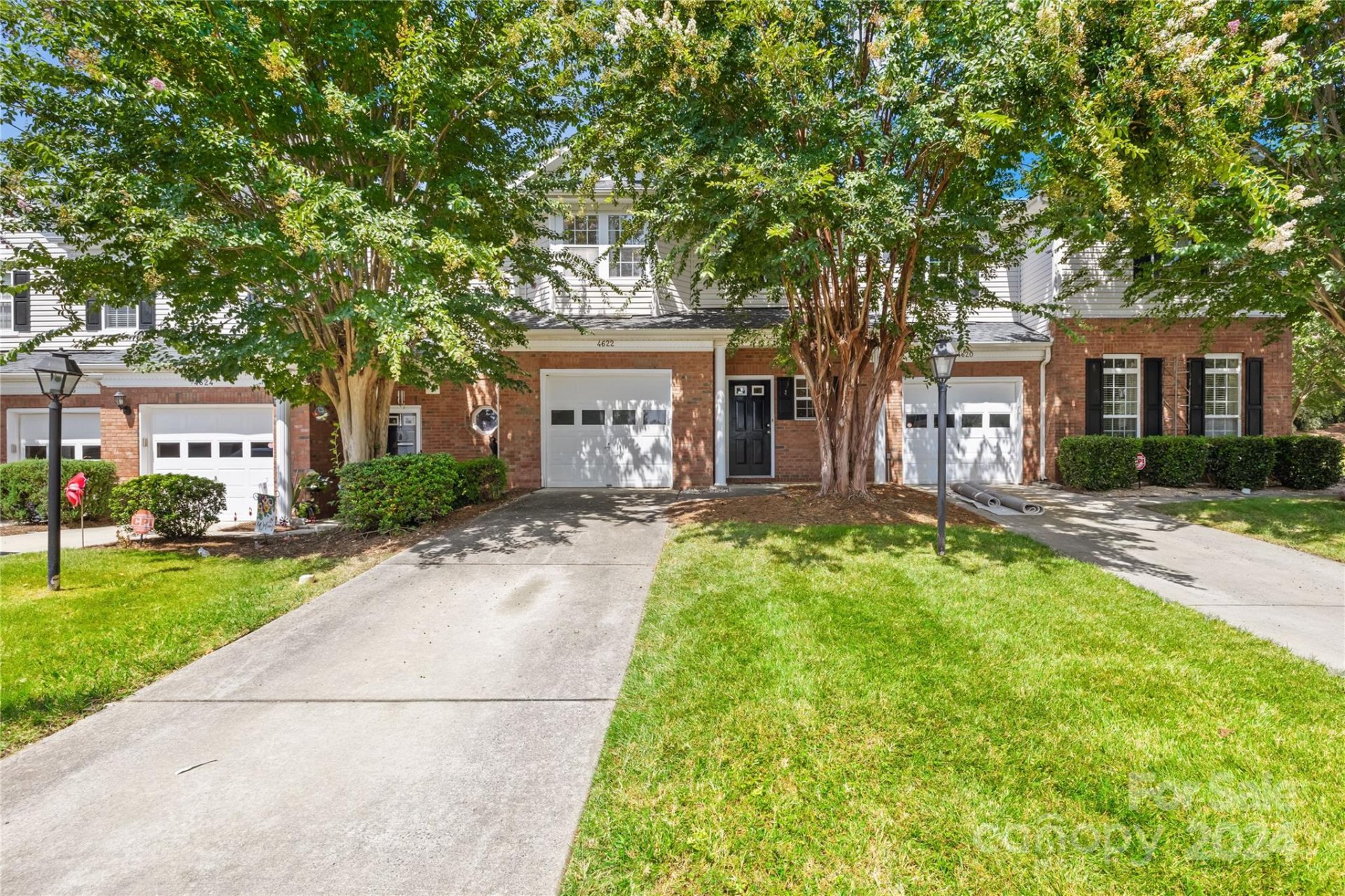 Property image 1 at 4622 Kingsland Court, Charlotte, NC 28269