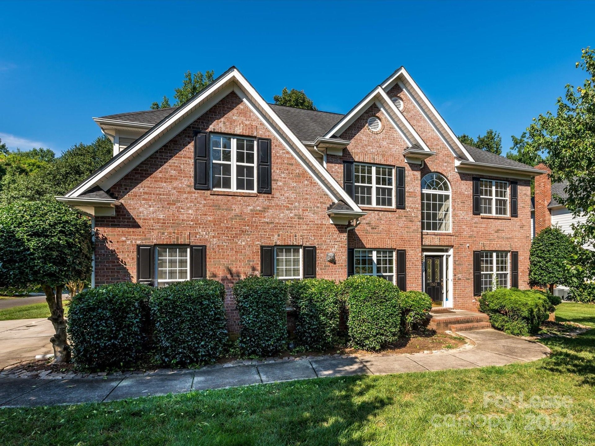 Property image 1 at 11526 Sir Francis Drake Drive, Charlotte, NC 28277
