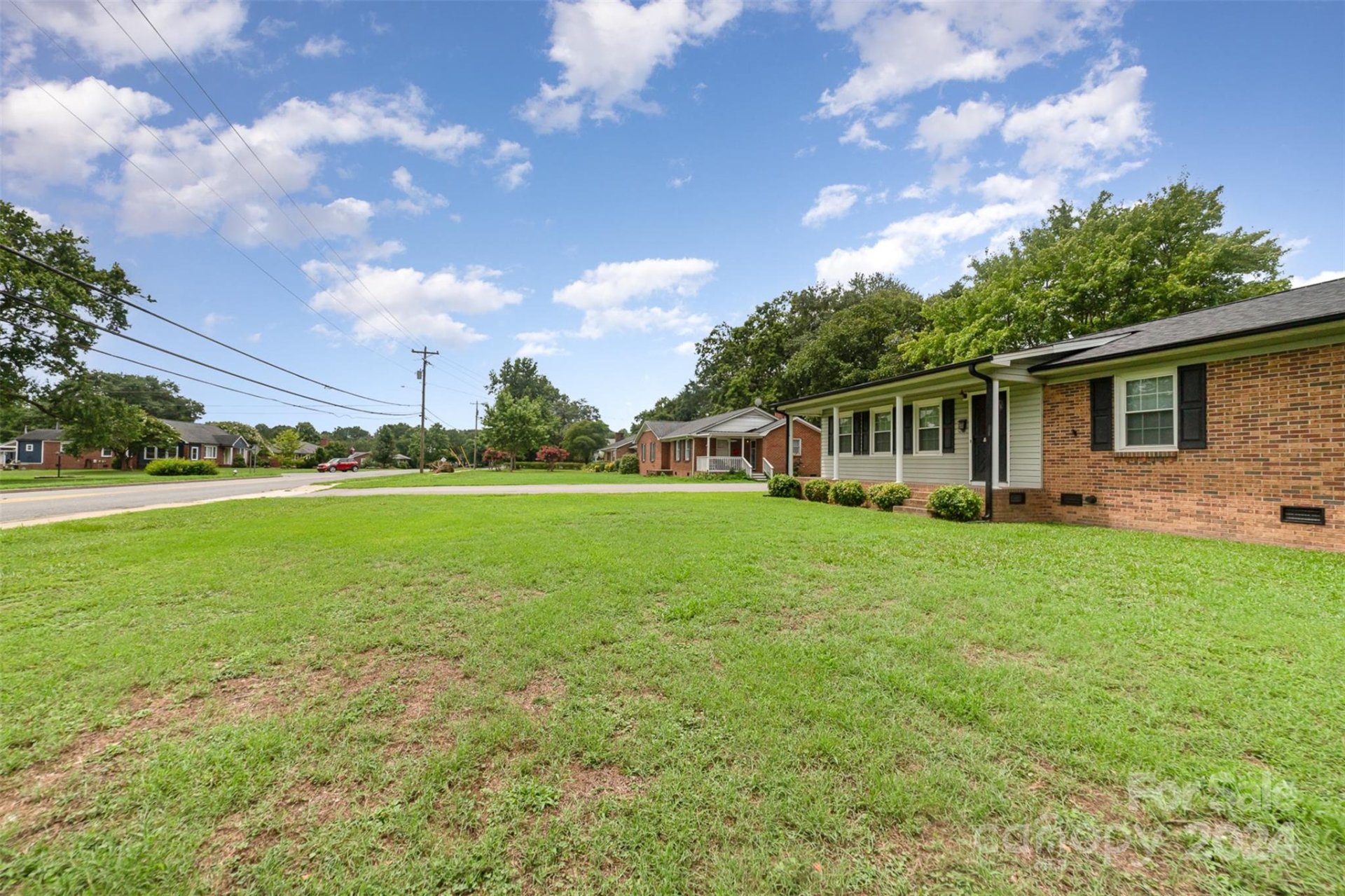 Property image 3 at 100 Clinton Avenue, Clover, SC 29710