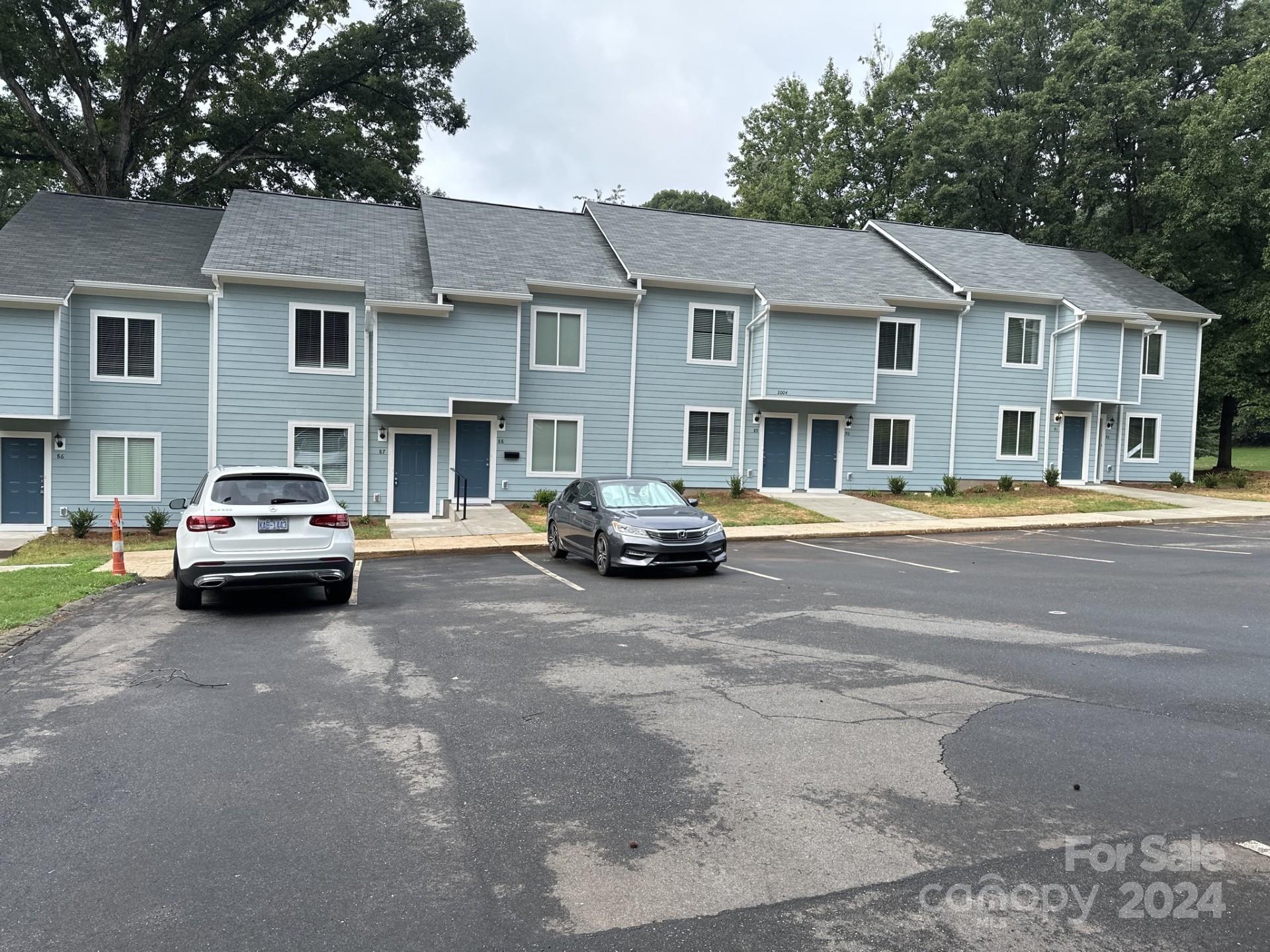 2004 Stoney Point Lane