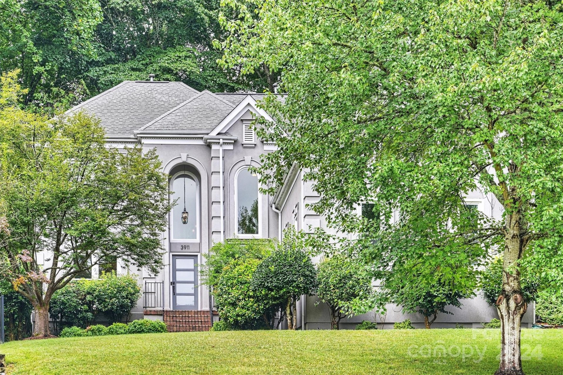 3911 Cambridge Hill Lane