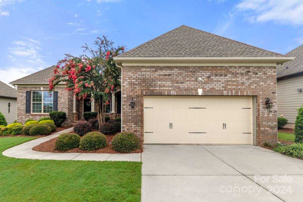 Property image 2 at 15814 Vale Ridge Drive, Charlotte, NC 28278